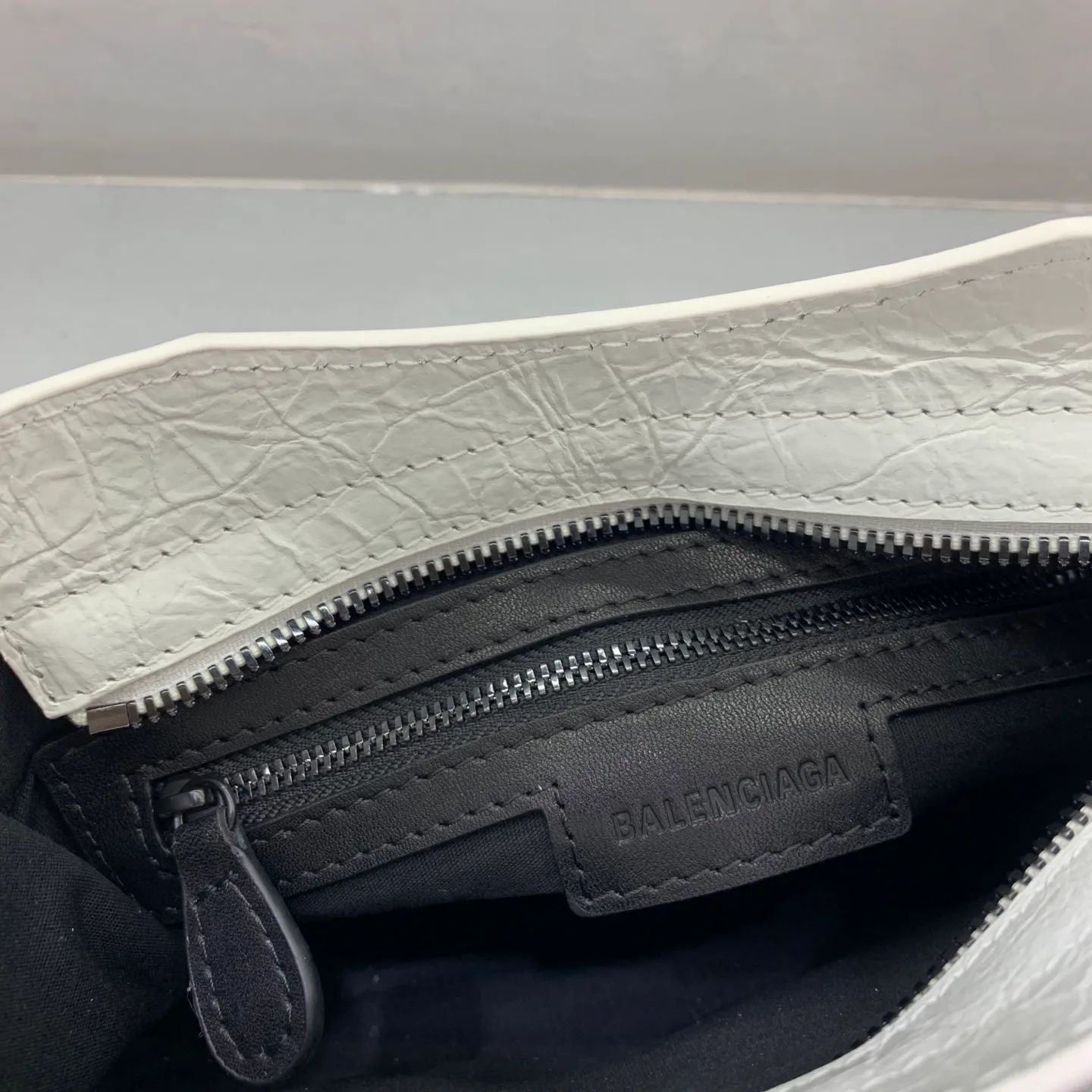 Классические Сумки Женские Balenciaga 11305242