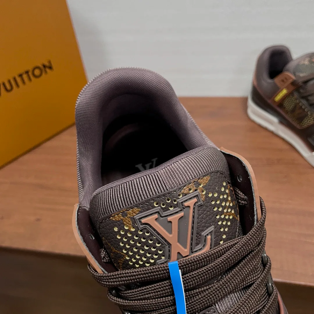 Кроссовки Мужские Louis Vuitton 18675043