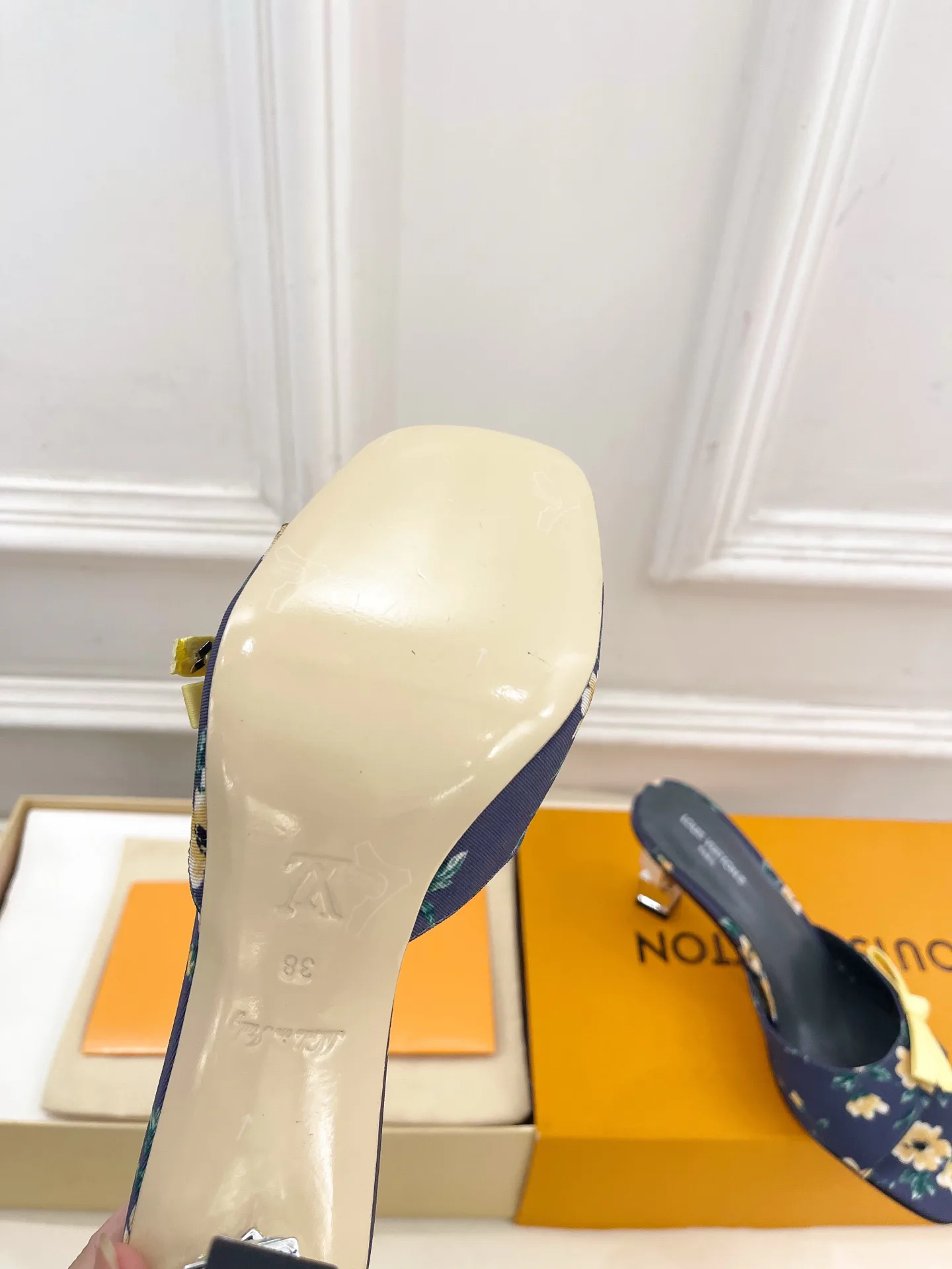 Мюли И Сабо Женские Louis Vuitton 18034944