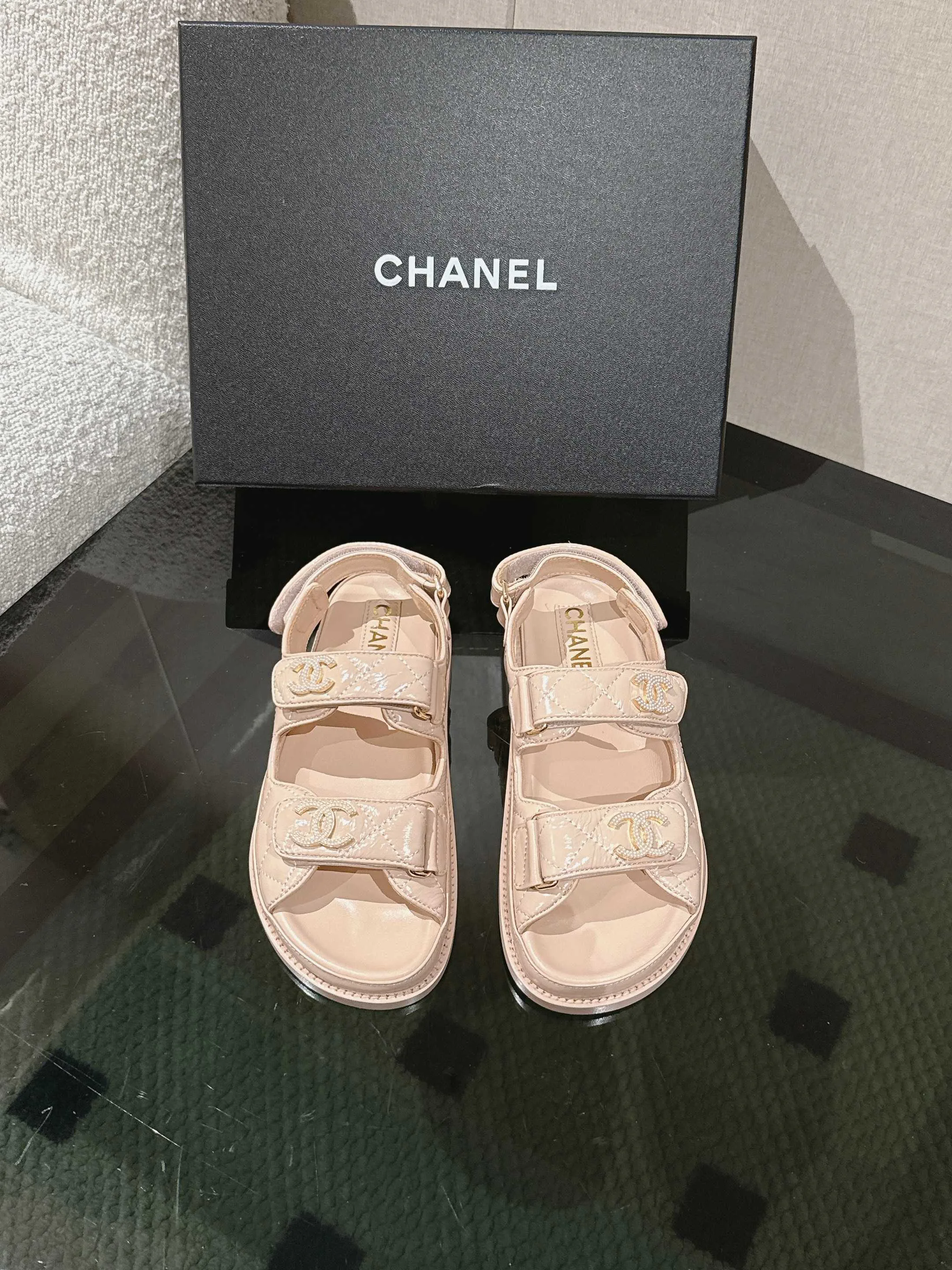 Сандалии Женские Chanel 11353647