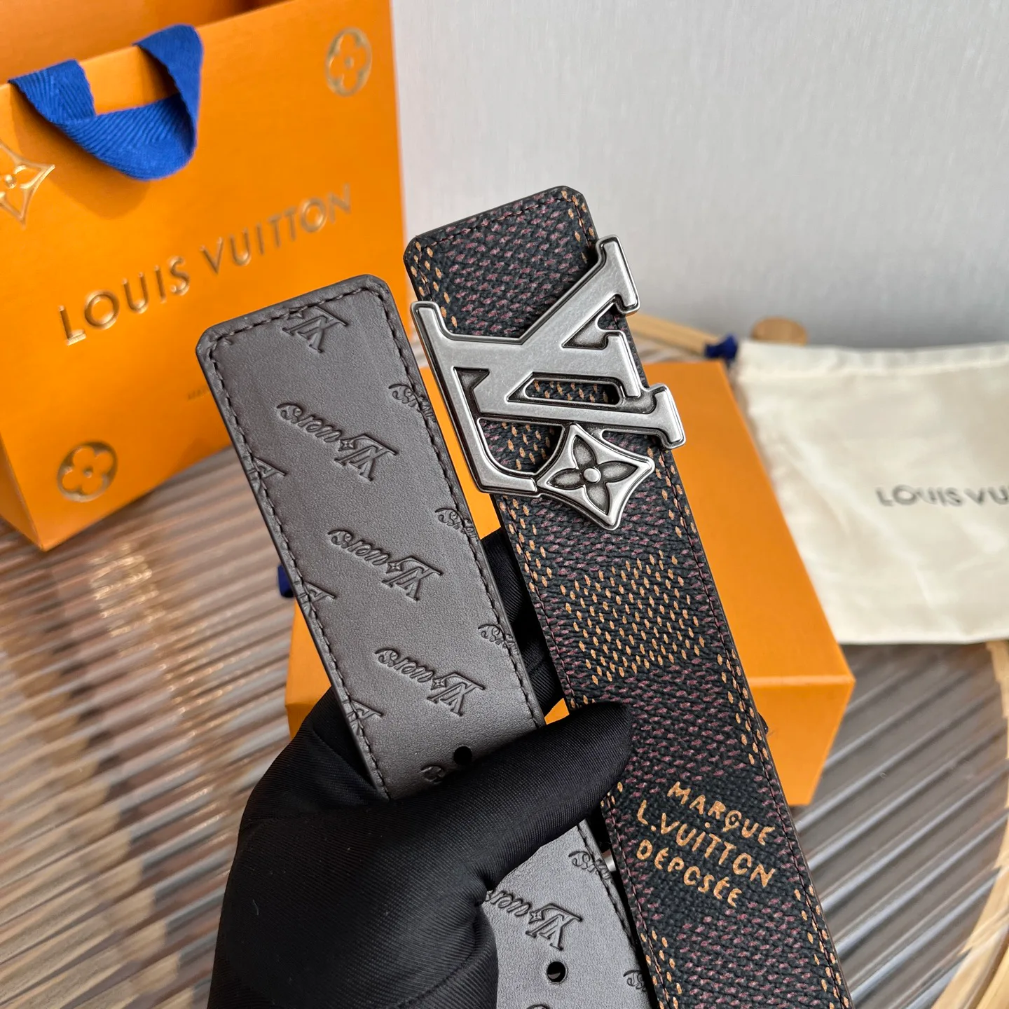 Ремни Louis Vuitton 10399068