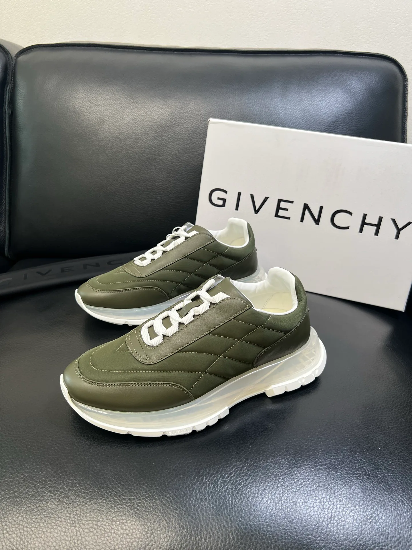 Кроссовки Мужские Givenchy 163110