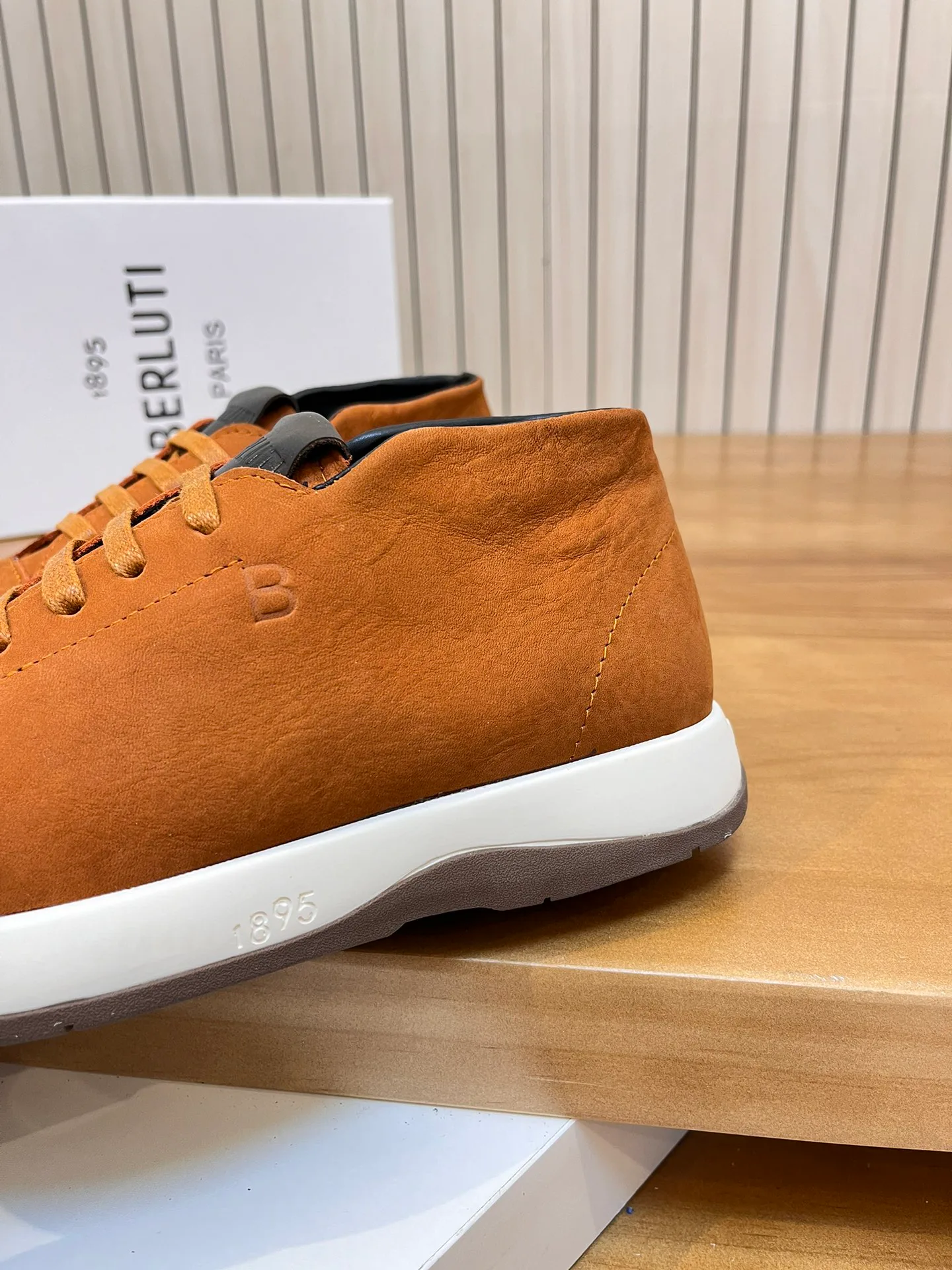 Кроссовки Мужские Berluti 462855