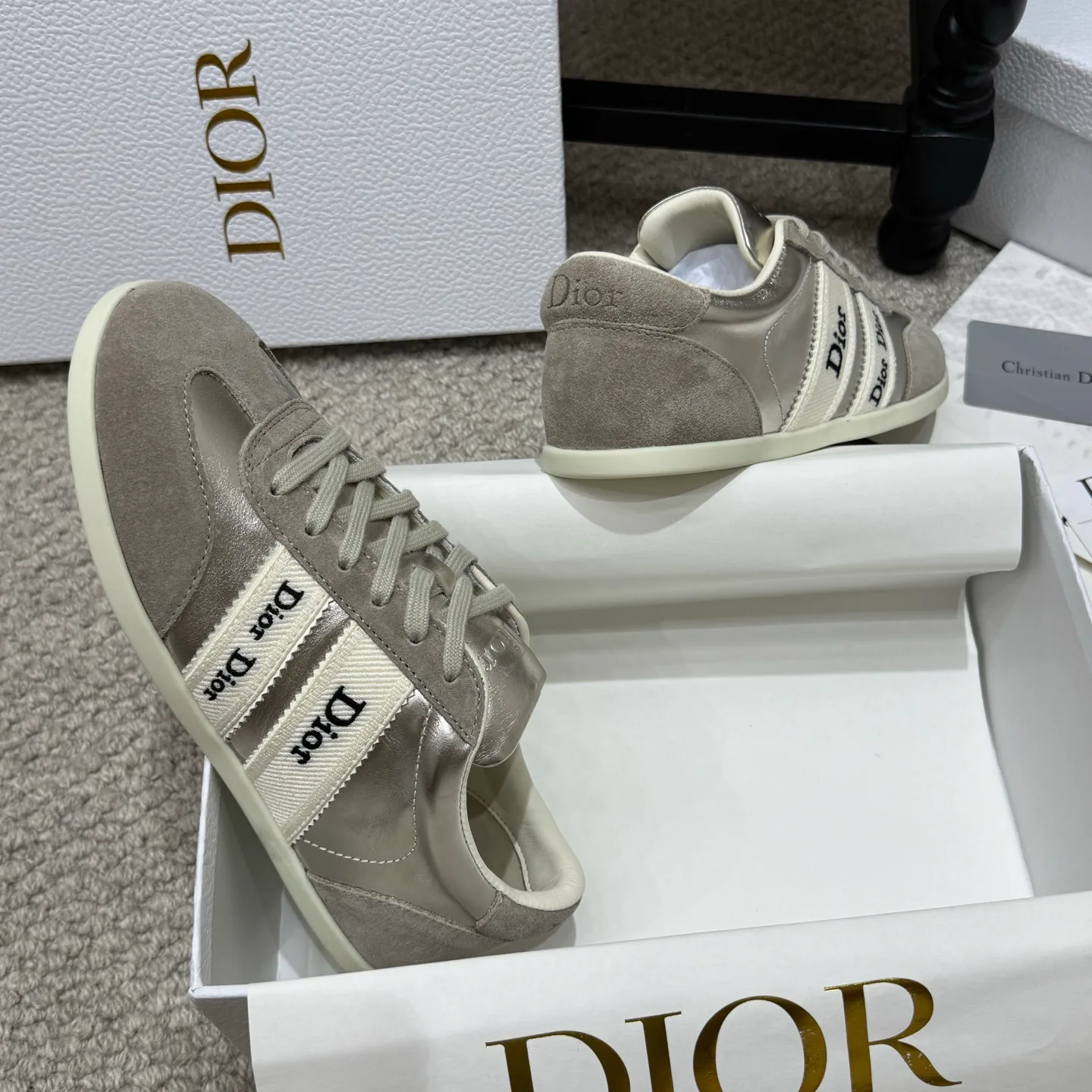 Кроссовки Женские Christian Dior 17946792