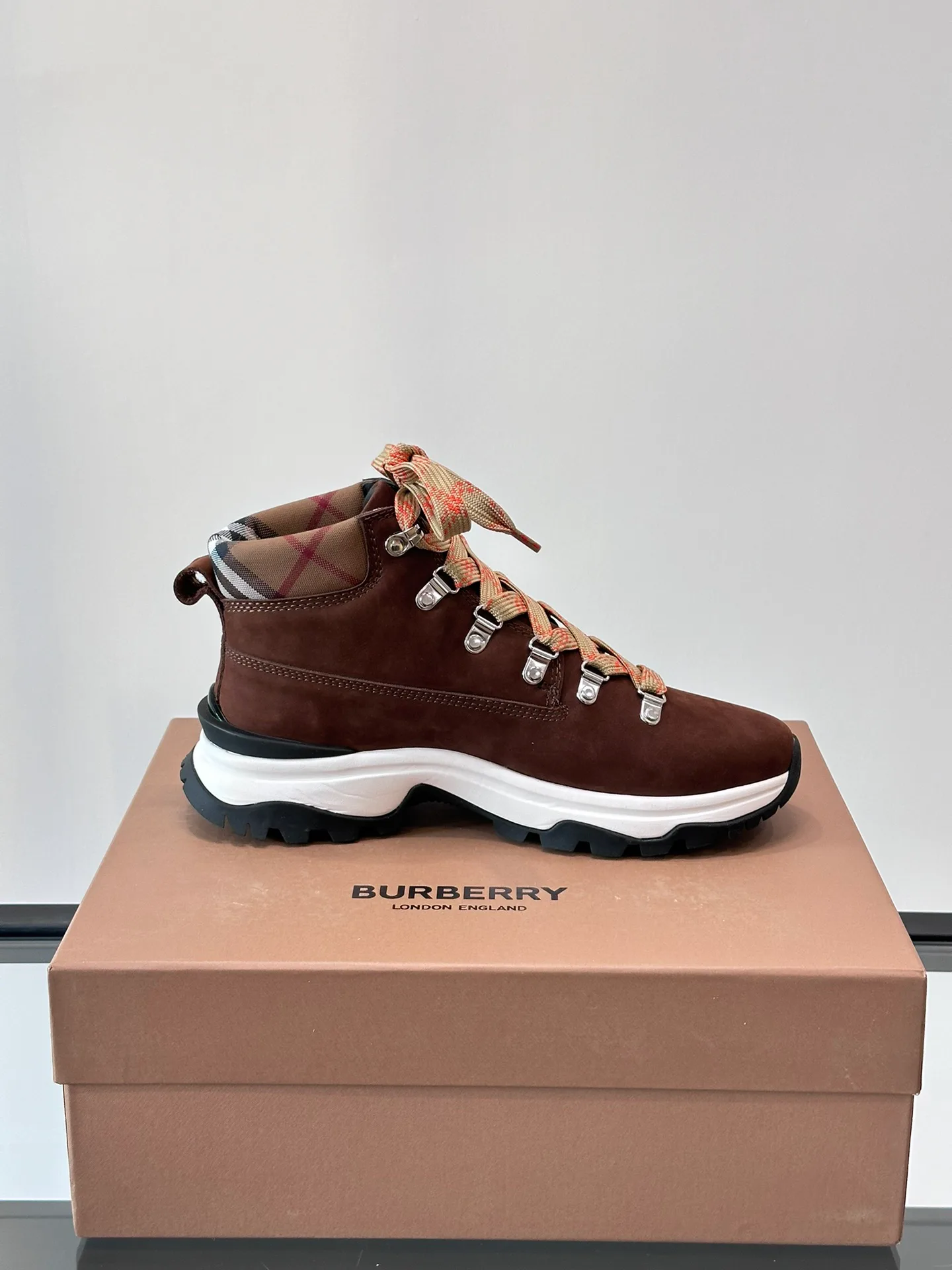 Кроссовки Мужские Burberry 848753