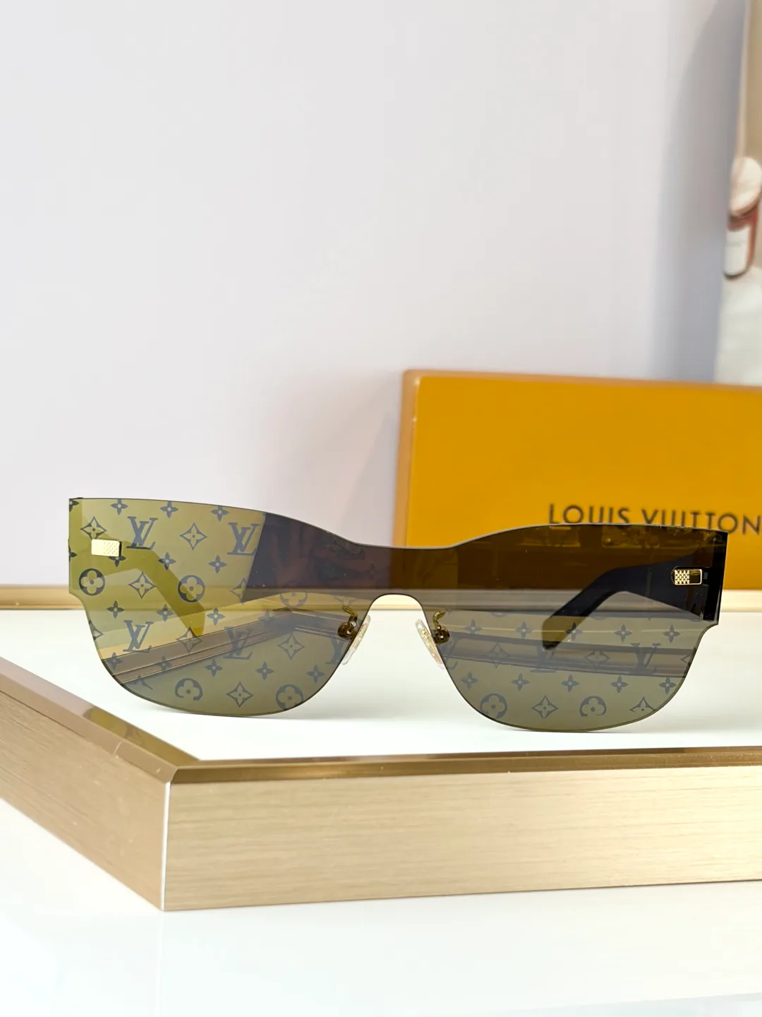 Очки Louis Vuitton 11562195