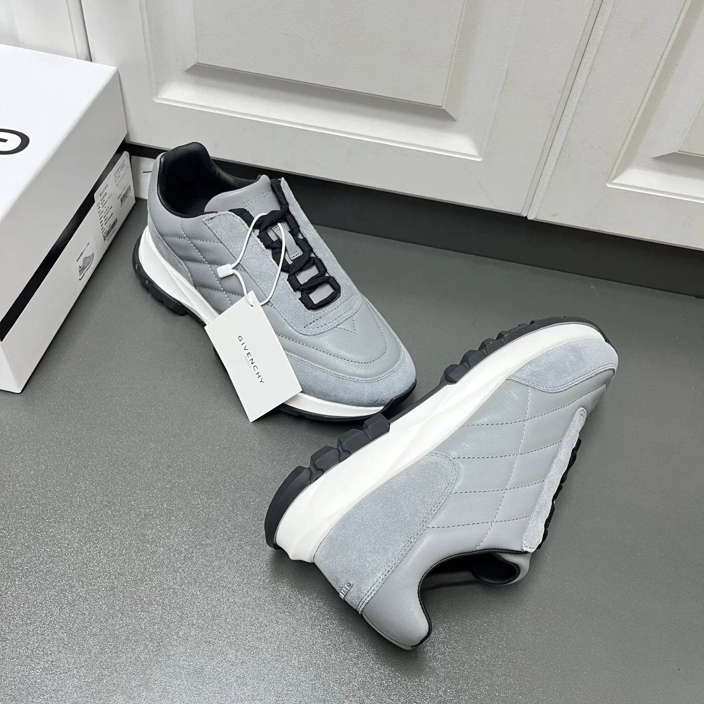 Кроссовки Мужские Givenchy 2575563