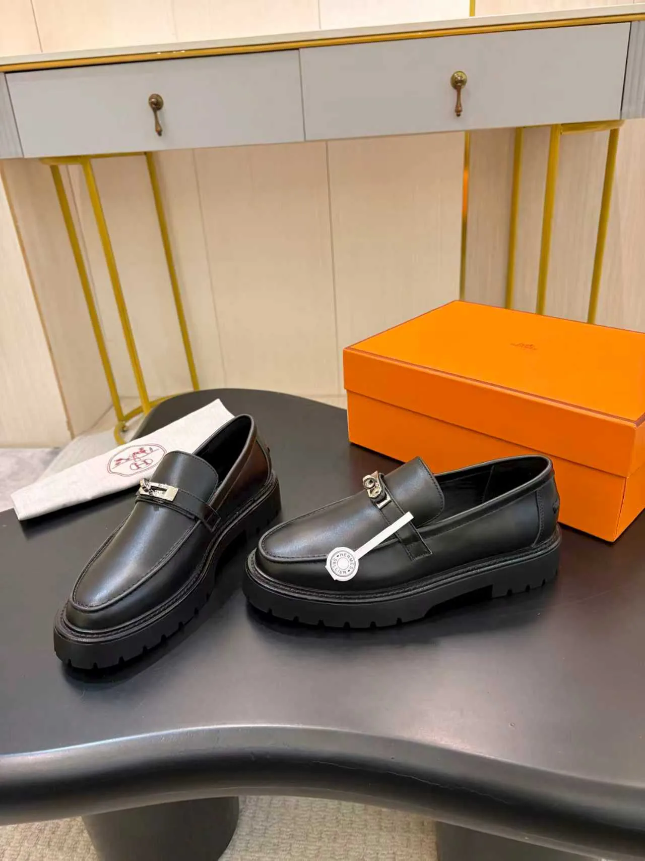 Лоферы Женские Hermes 379560