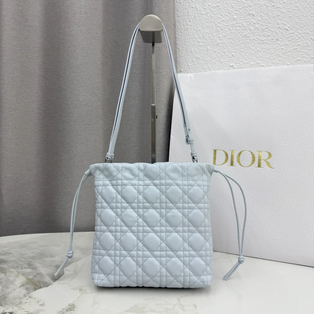 Классические Сумки Женские Christian Dior 12594813