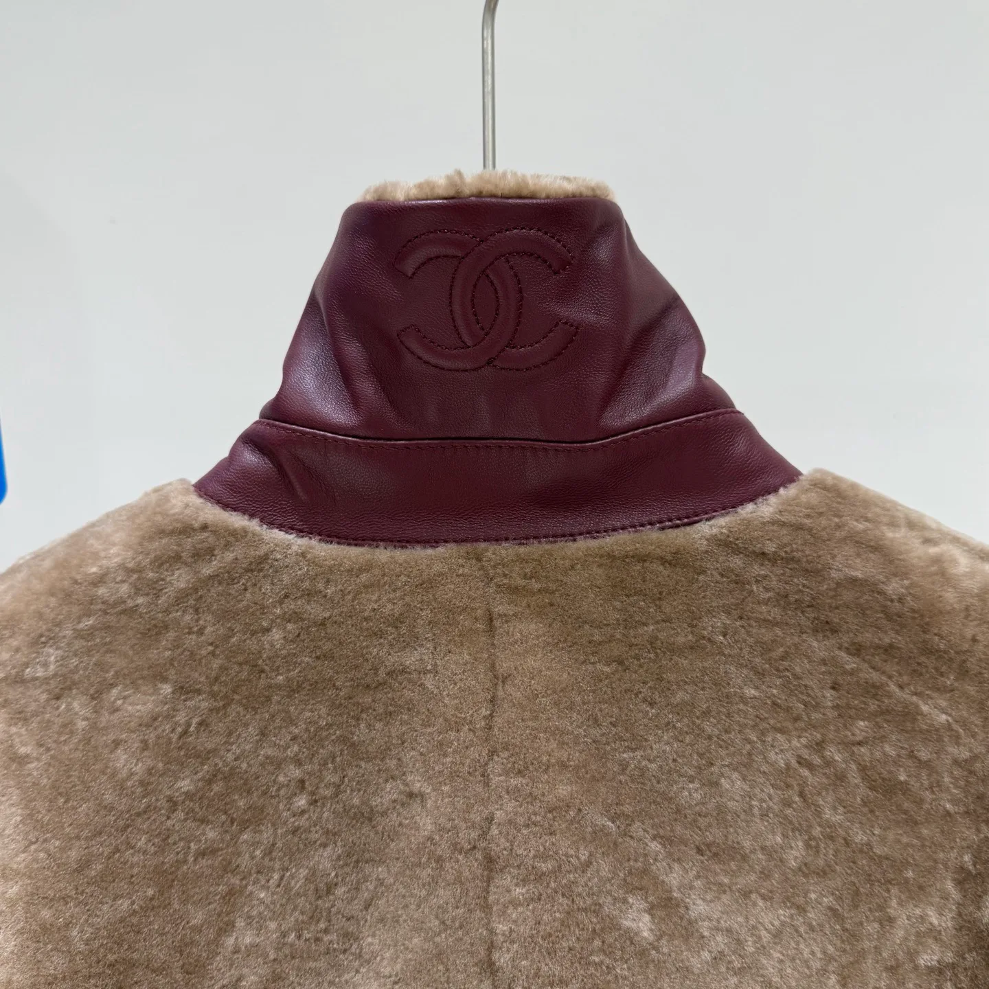 Кожаные Куртки И Дублёнки Женские Chanel 17921273