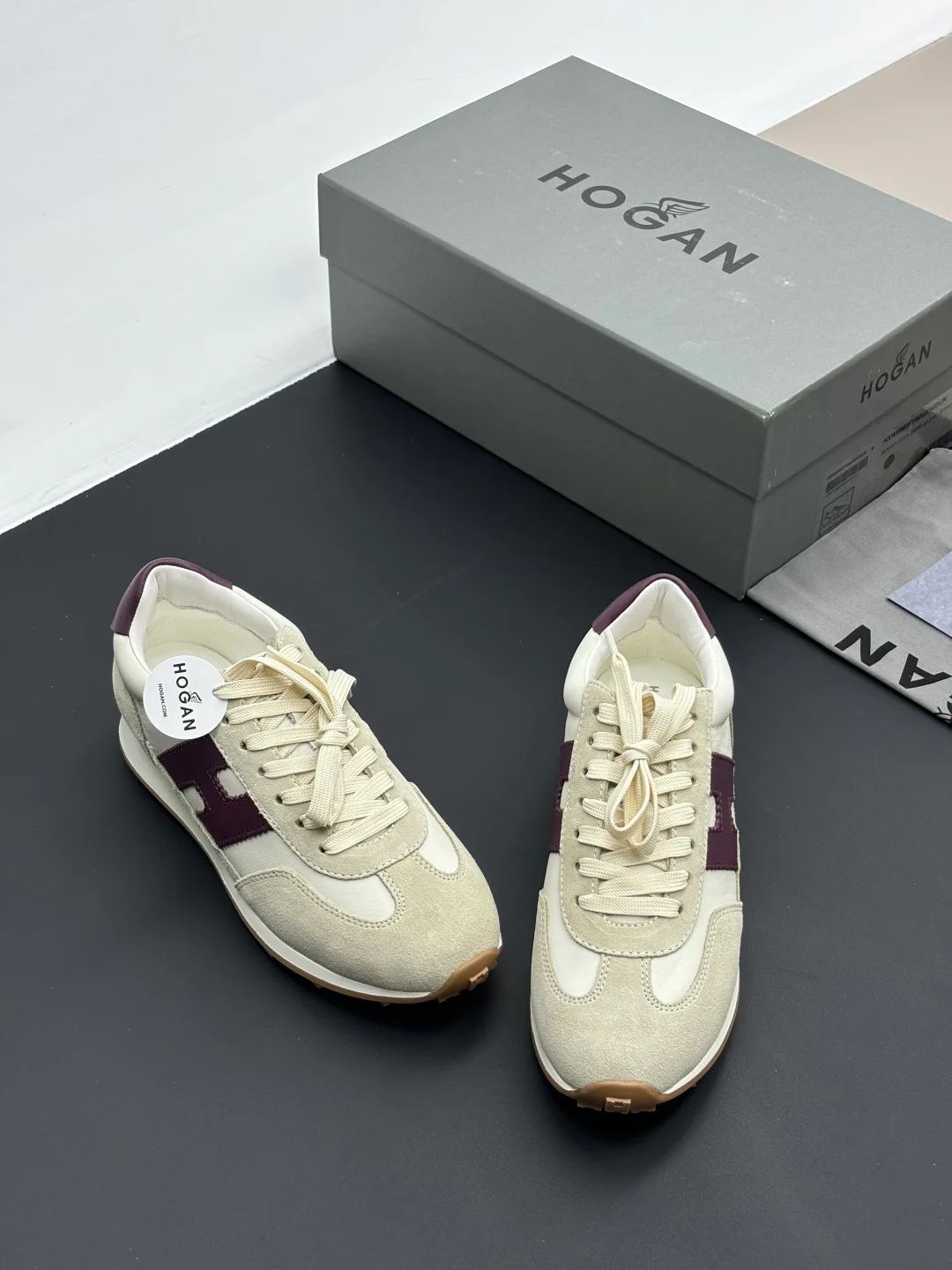 Кроссовки Женские Hogan 18732058