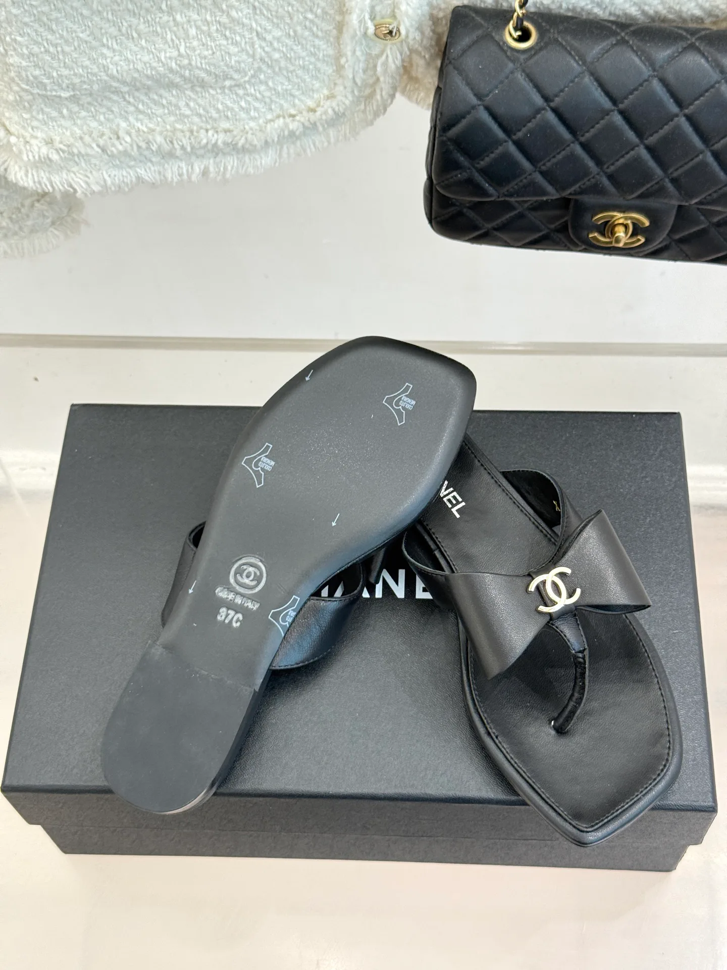 Шлепанцы Женские Chanel 16965745
