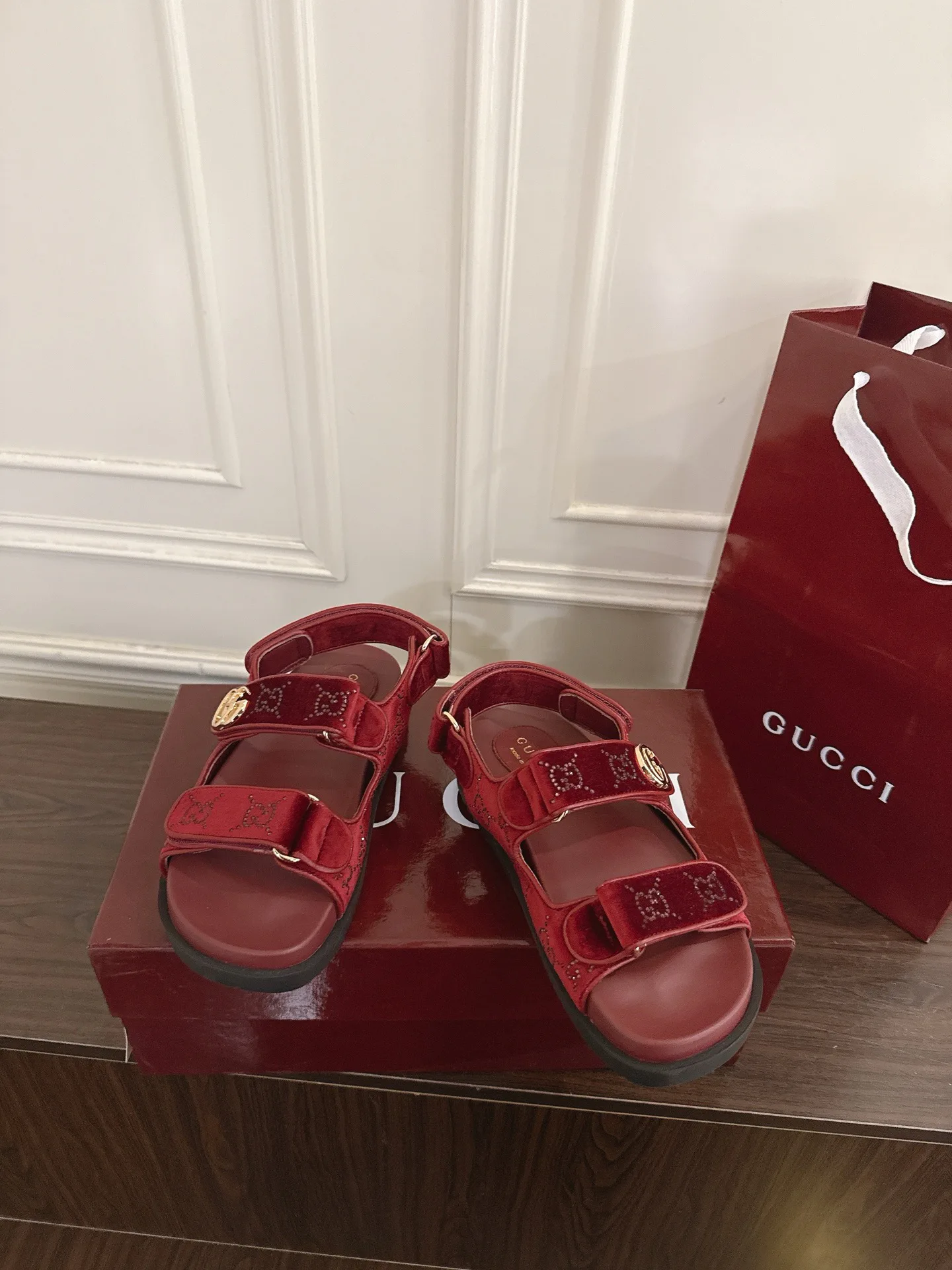 Сандалии Женские Gucci 13540611