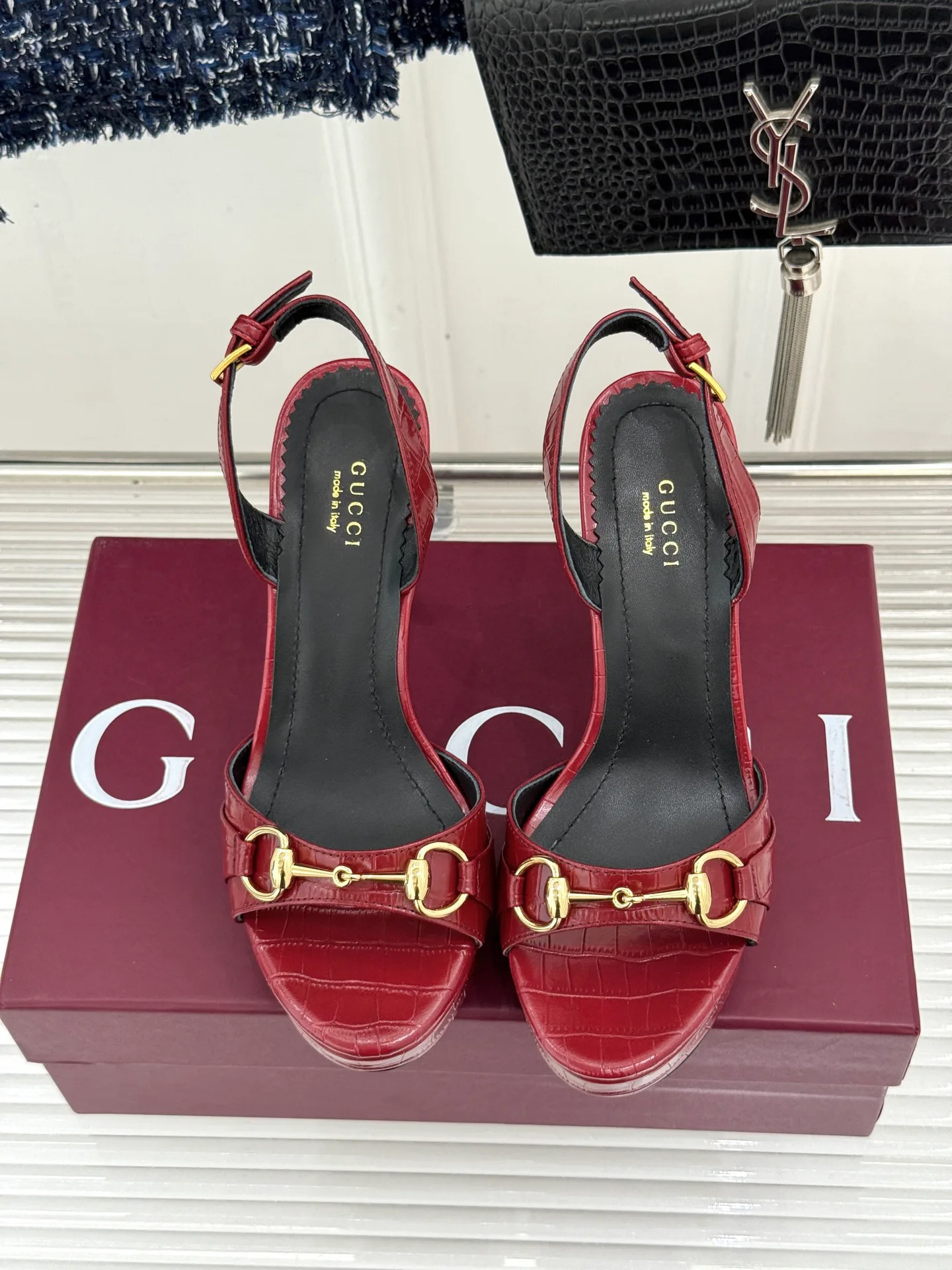 Босоножки Женские Gucci 17646531