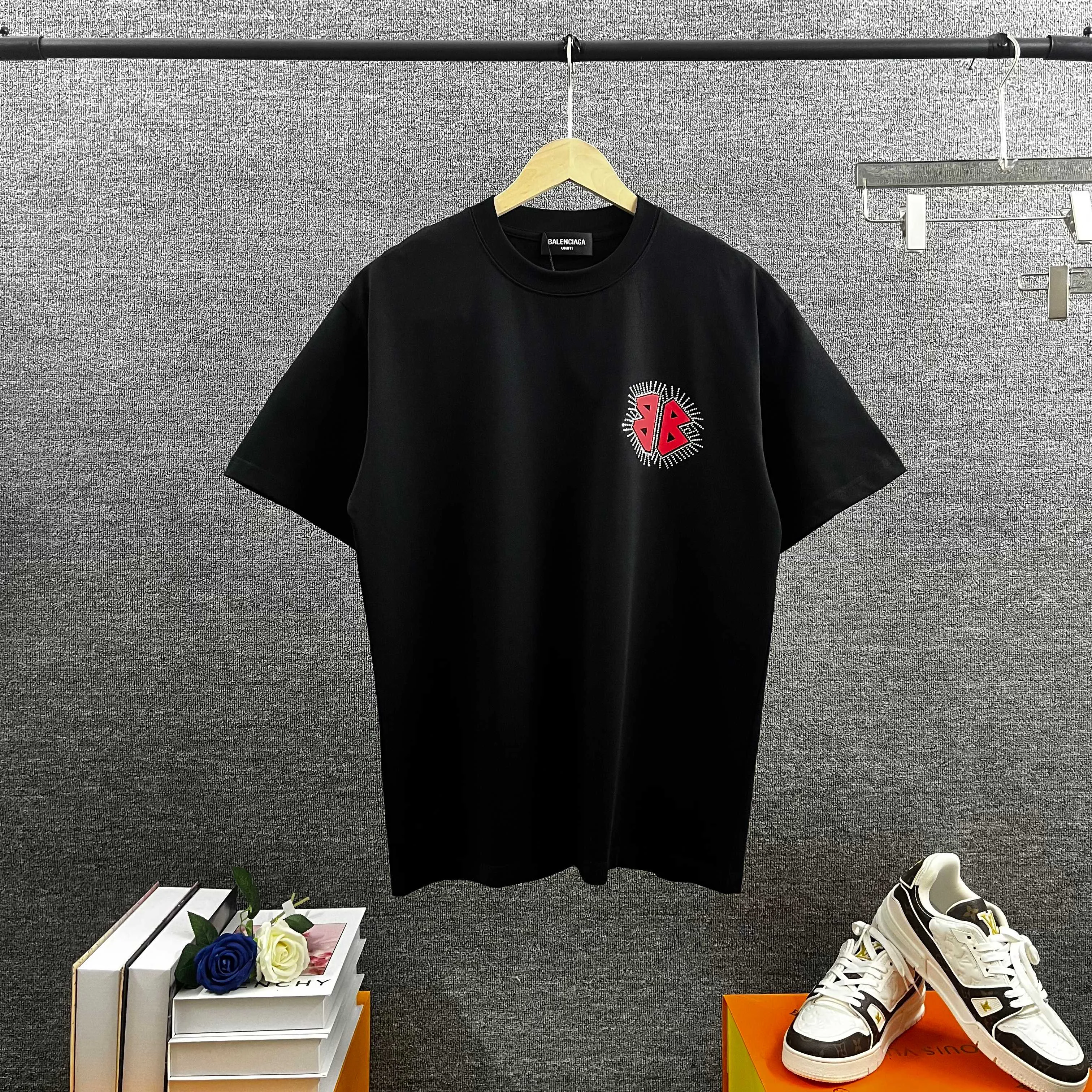 Футболки Женские Balenciaga 10310735