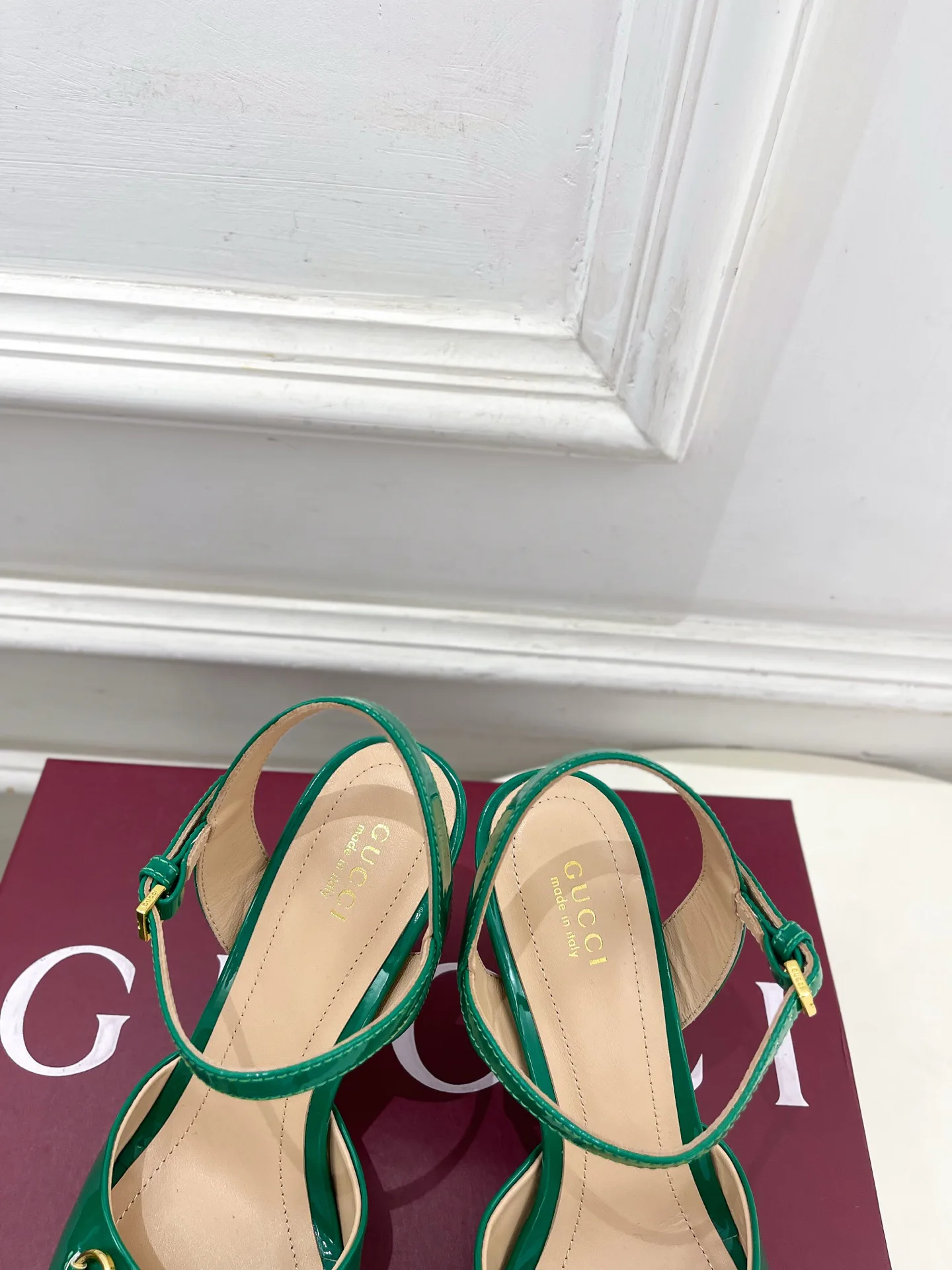 Босоножки Женские Gucci 13218184