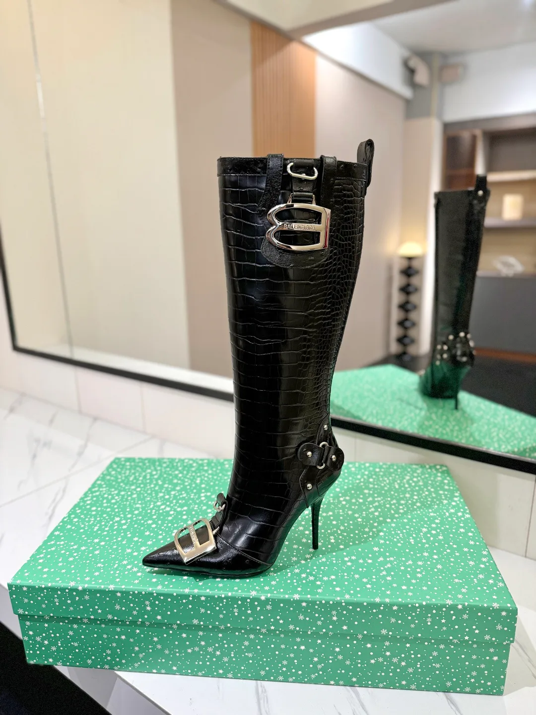 Сапоги Женские Balenciaga 18134863