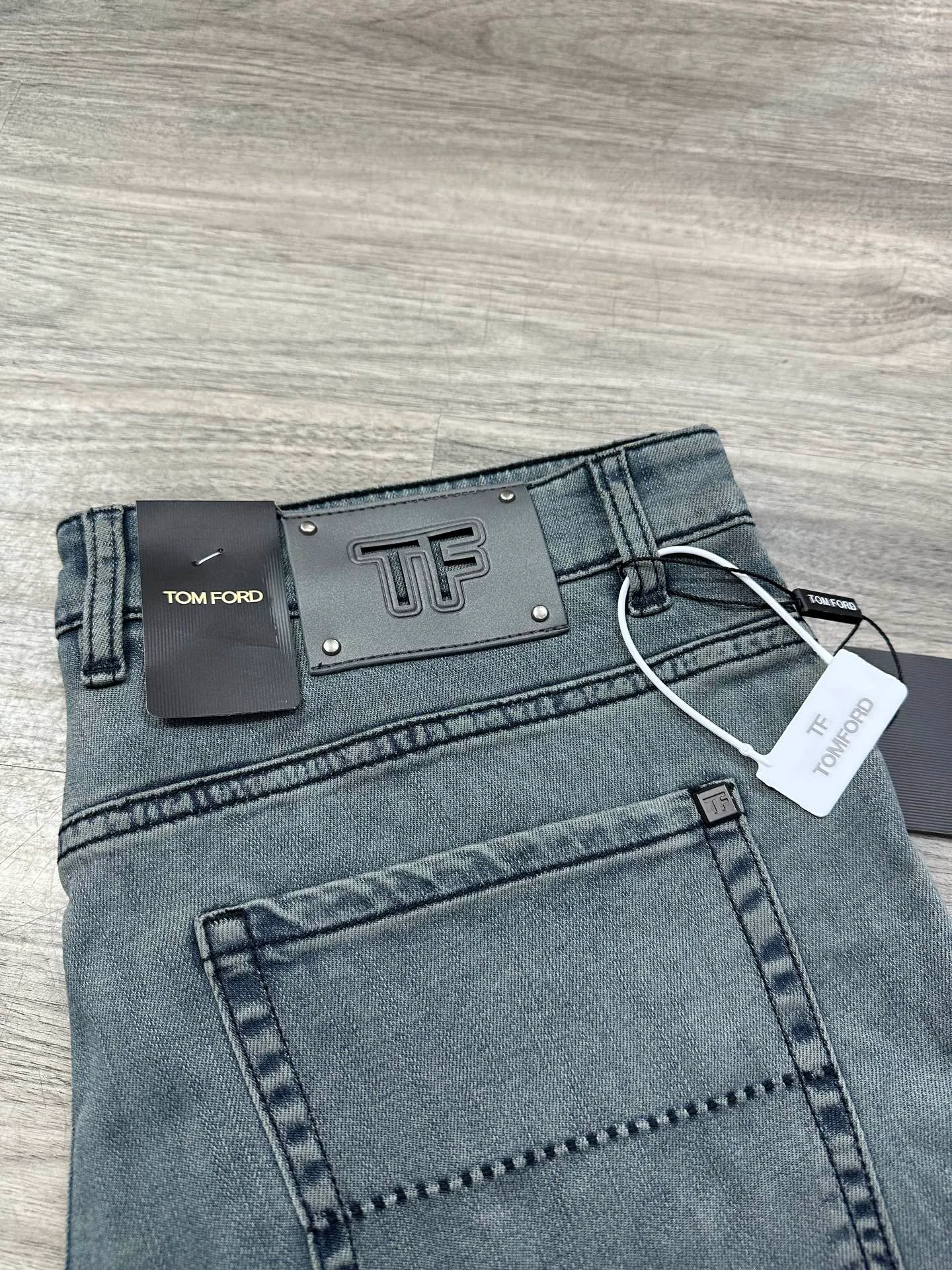 Джинсы Женские Tom Ford 1548451