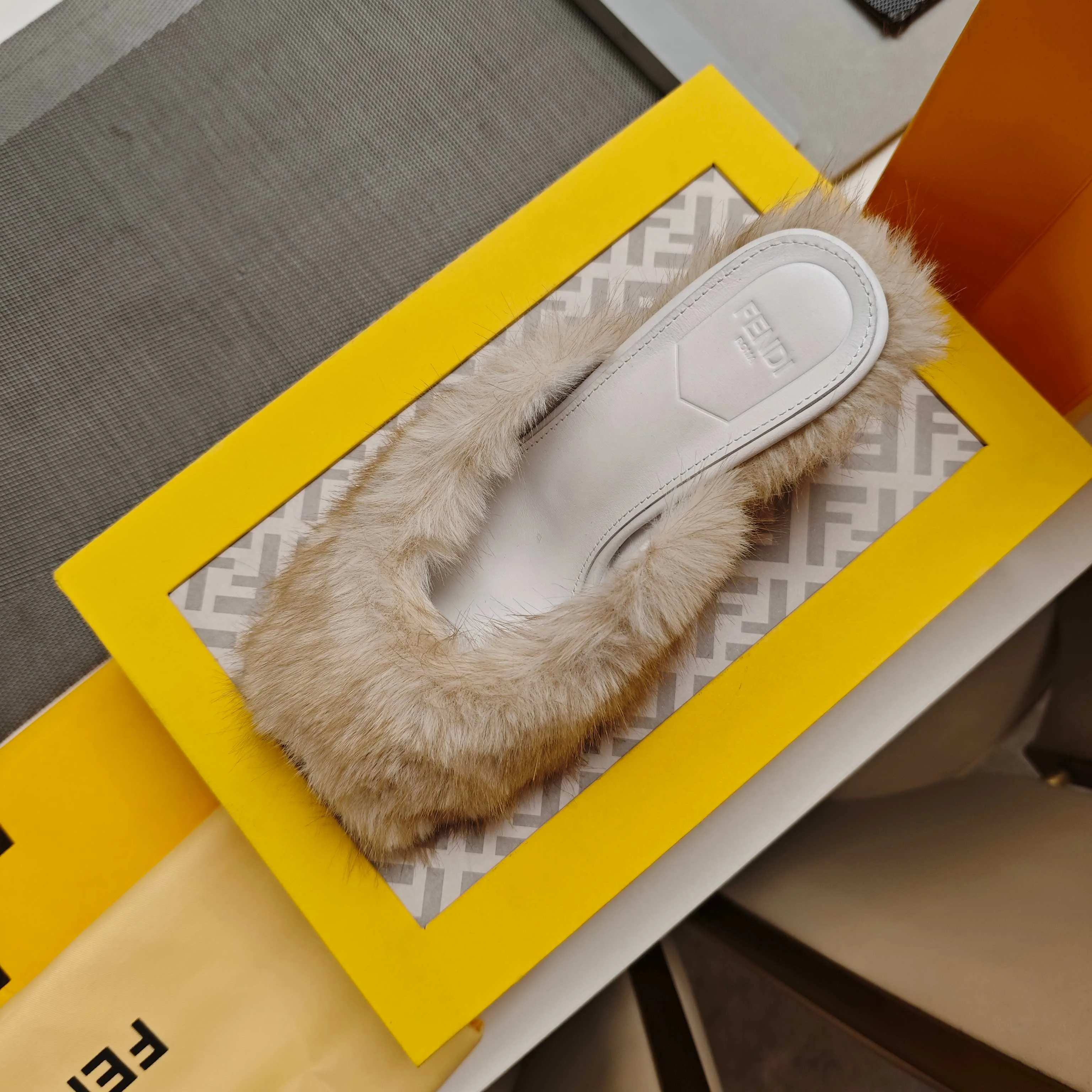 Туфли Женские Fendi 430565