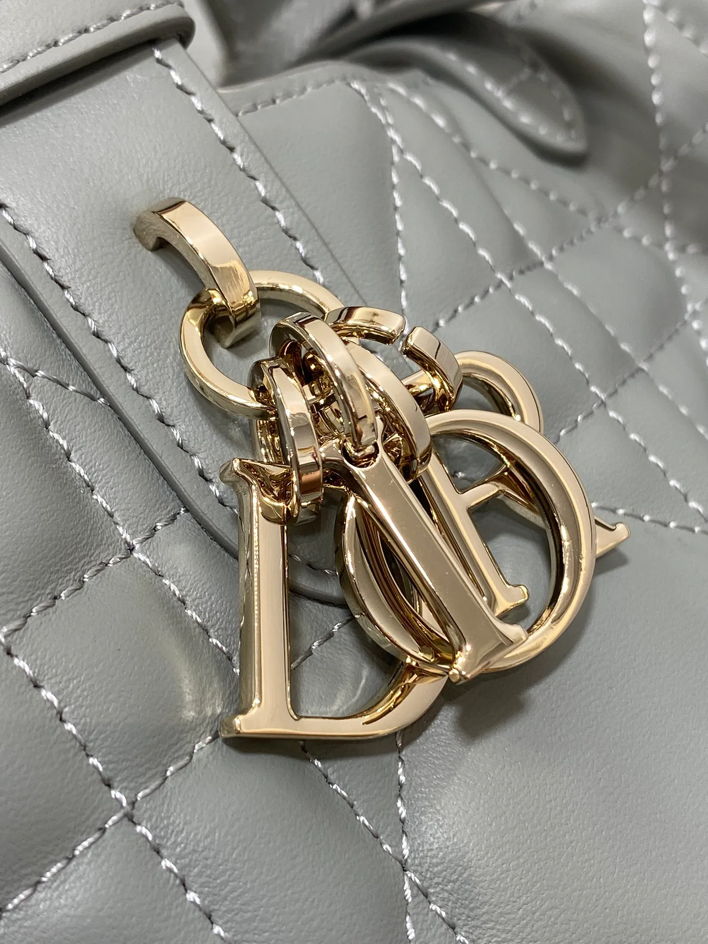 Классические Сумки Женские Christian Dior 11562723