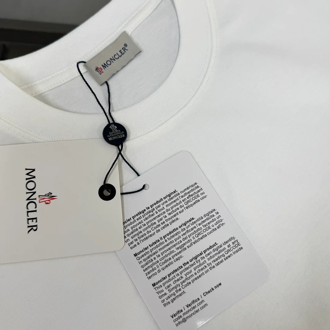 Футболки Женские Moncler 11393785