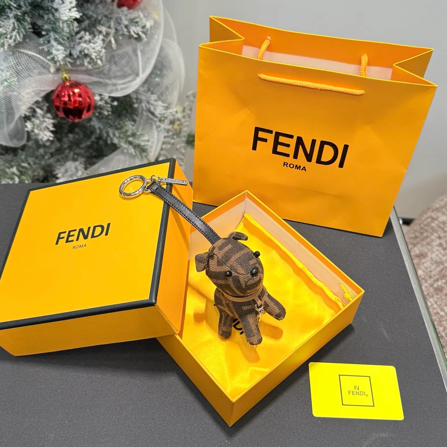 Ключницы Fendi 6348685