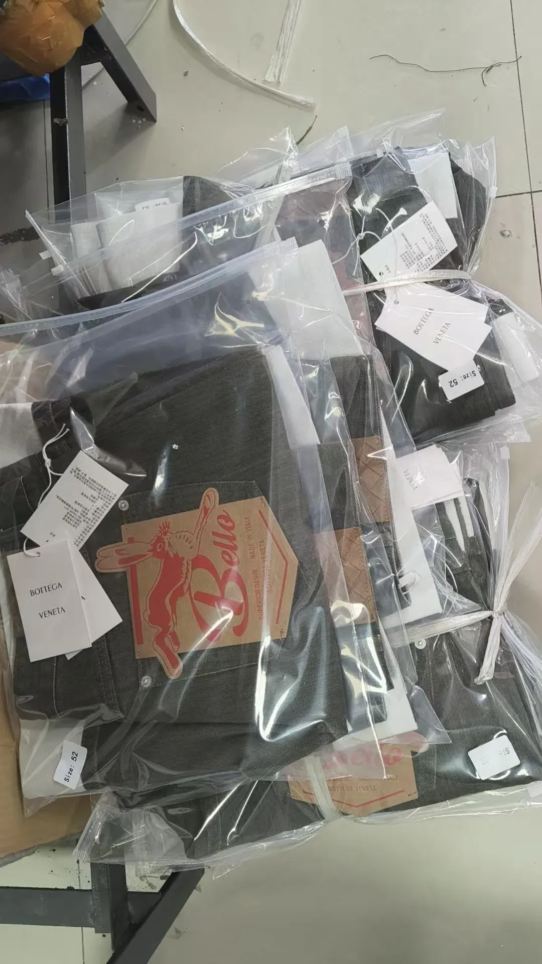 Шорты Женские Bottega Veneta 32984