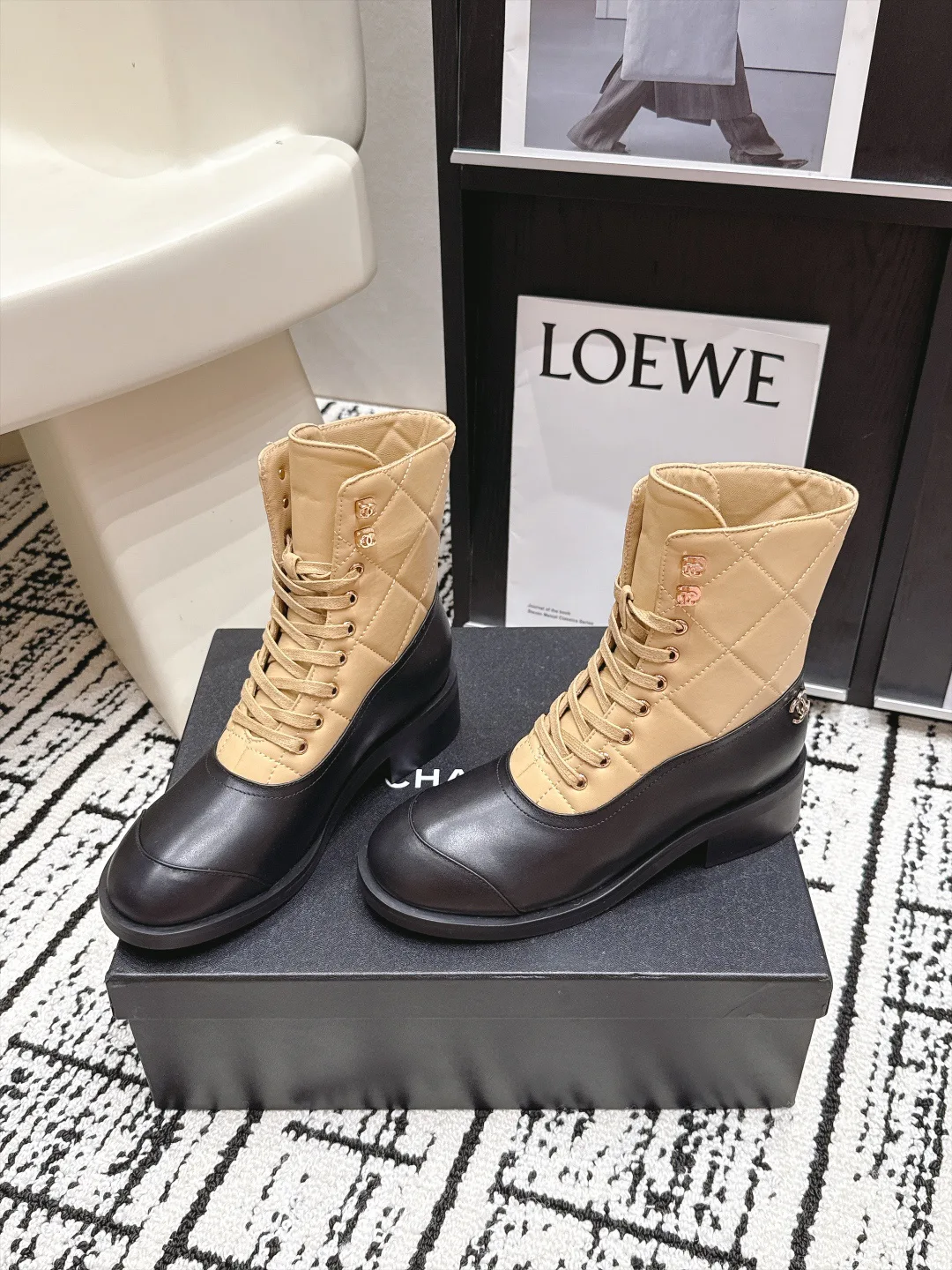Ботинки Женские Chanel 18497864