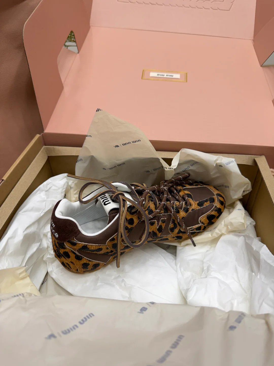 Кроссовки Женские Miu Miu 18544692