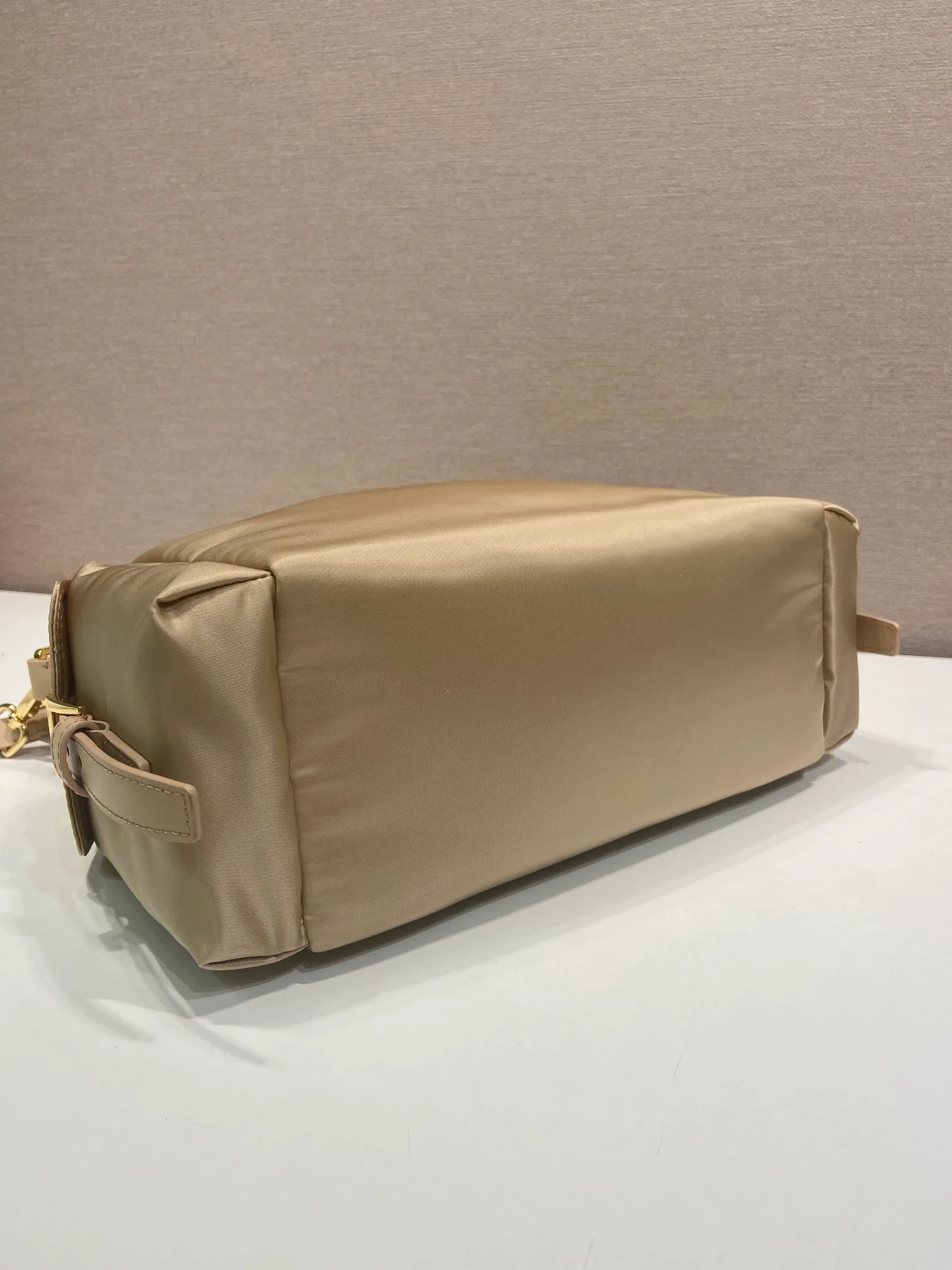 Сумки На Ремне Женские Prada 11409637