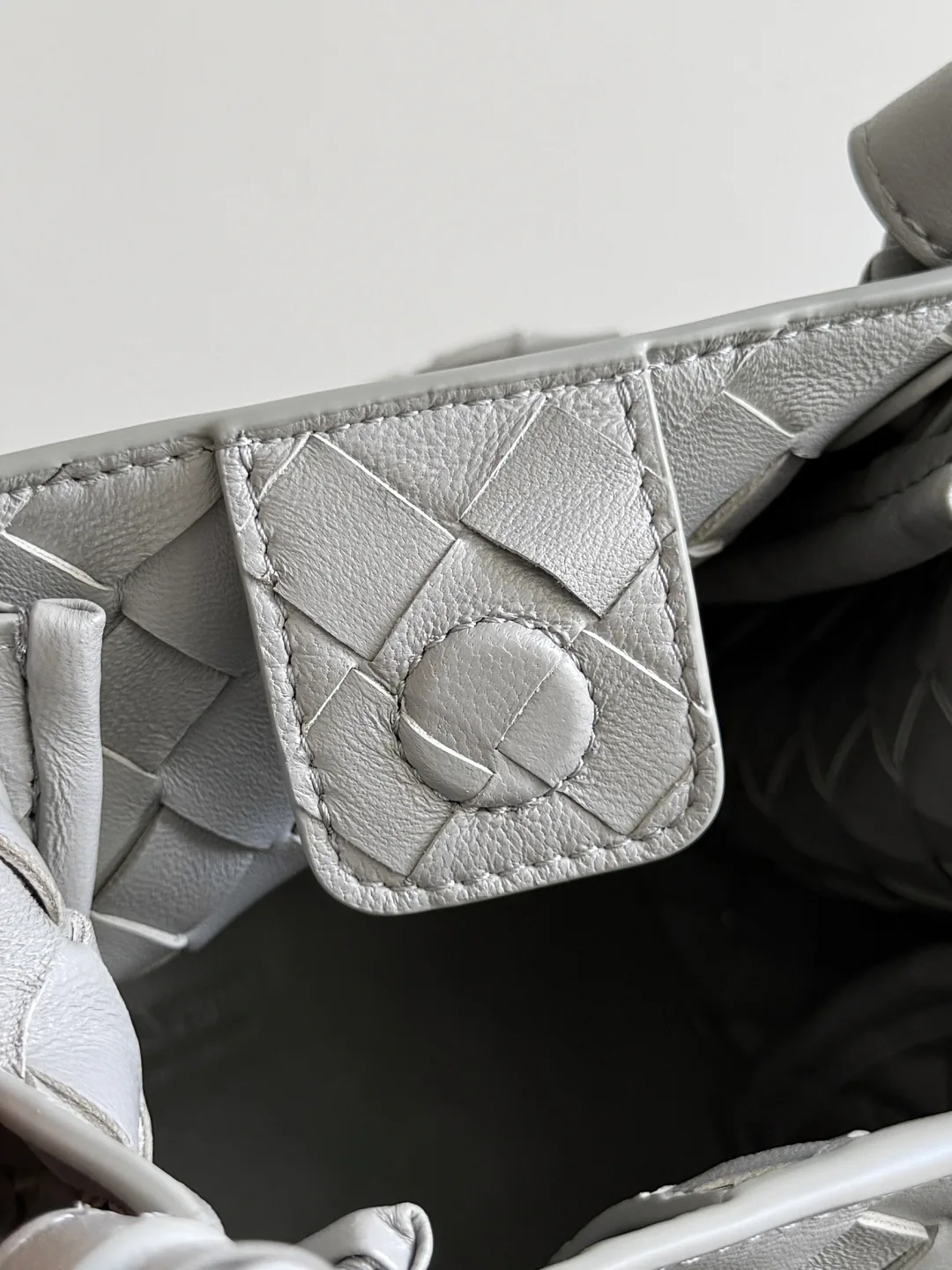 Классические Сумки Женские Bottega Veneta 9988474