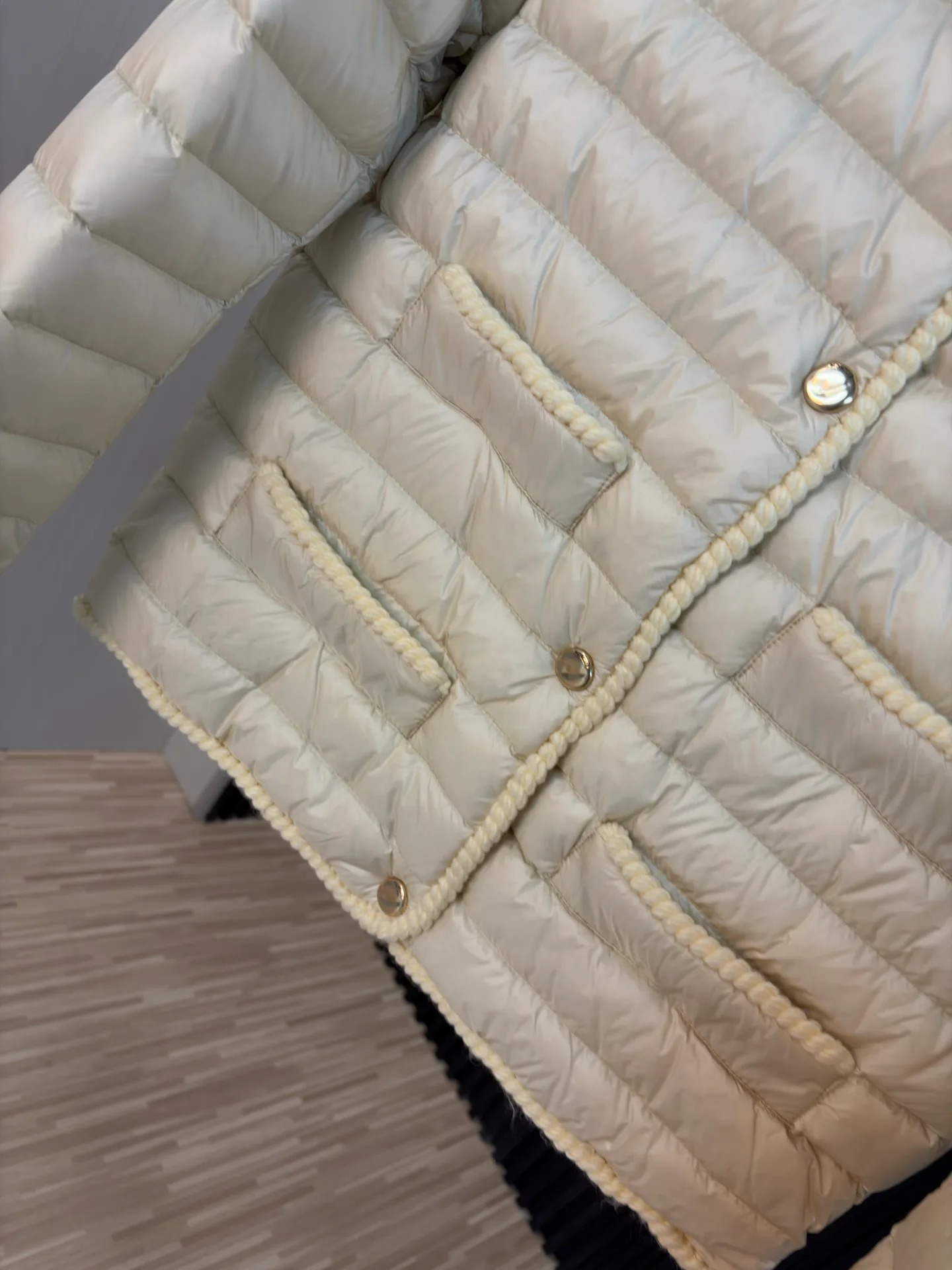 Куртки И Пуховики Женские Moncler 18673356