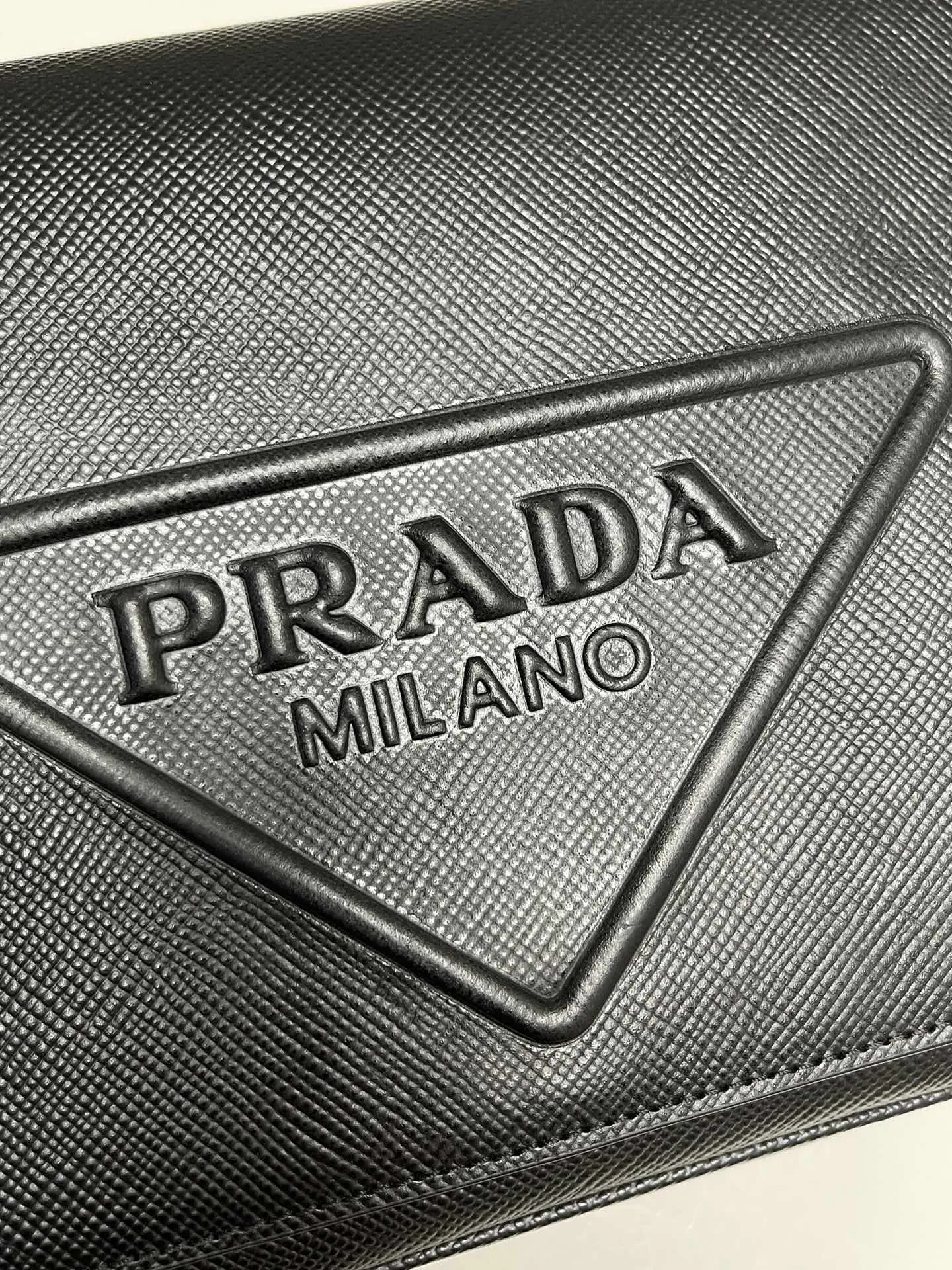 Сумки На Ремне Женские Prada 16393