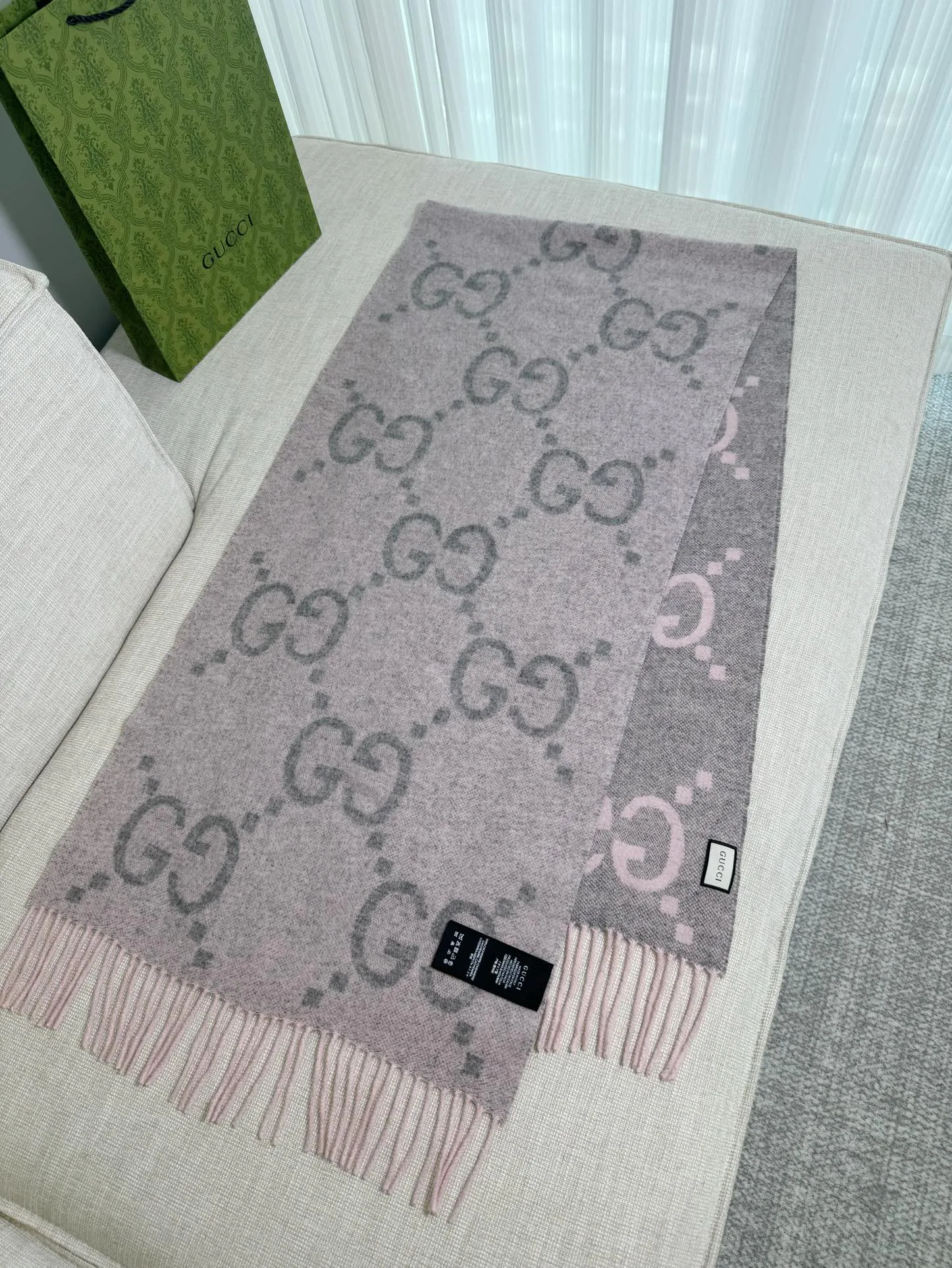 Шарфы Gucci 1861