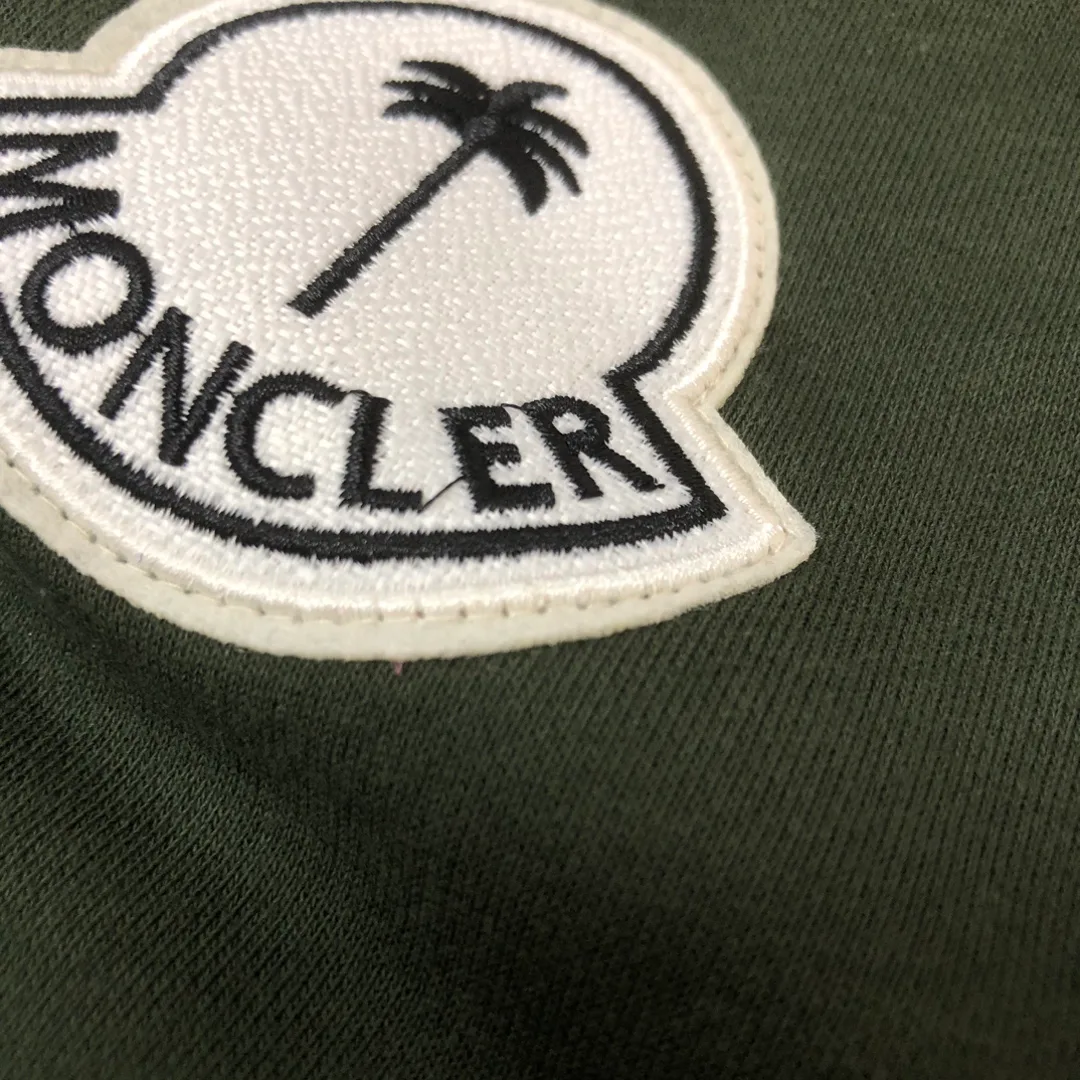 Шорты Женские Moncler 11615946