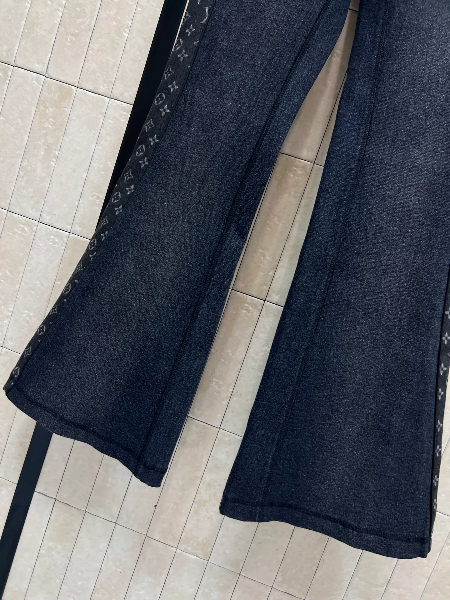 Джинсы Женские Louis Vuitton 272944