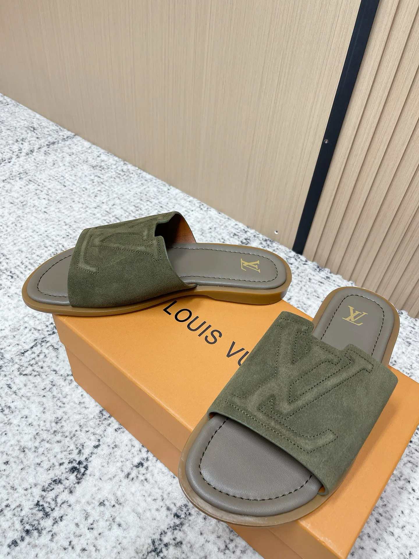 Сандалии Мужские Louis Vuitton 12785788