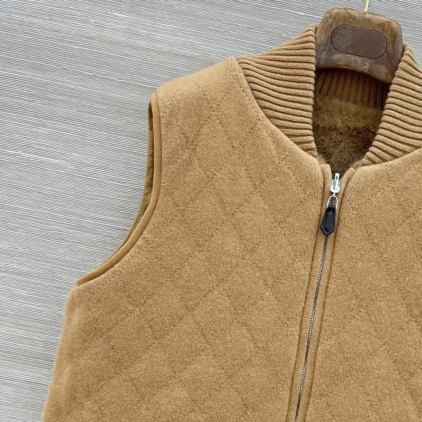 Жилеты Женские Loro Piana 19315810