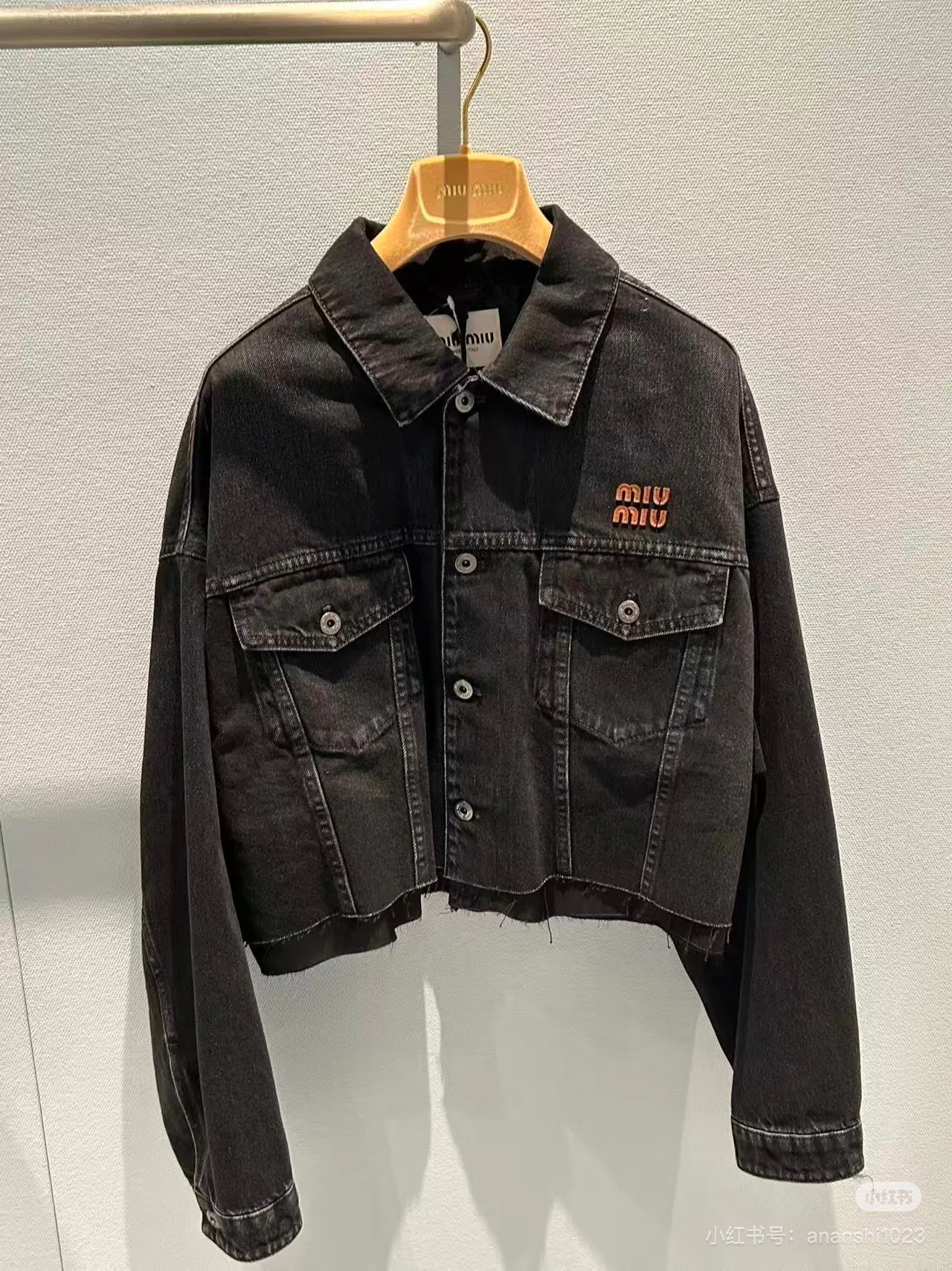 Куртки И Пуховики Женские Miu Miu 9592301