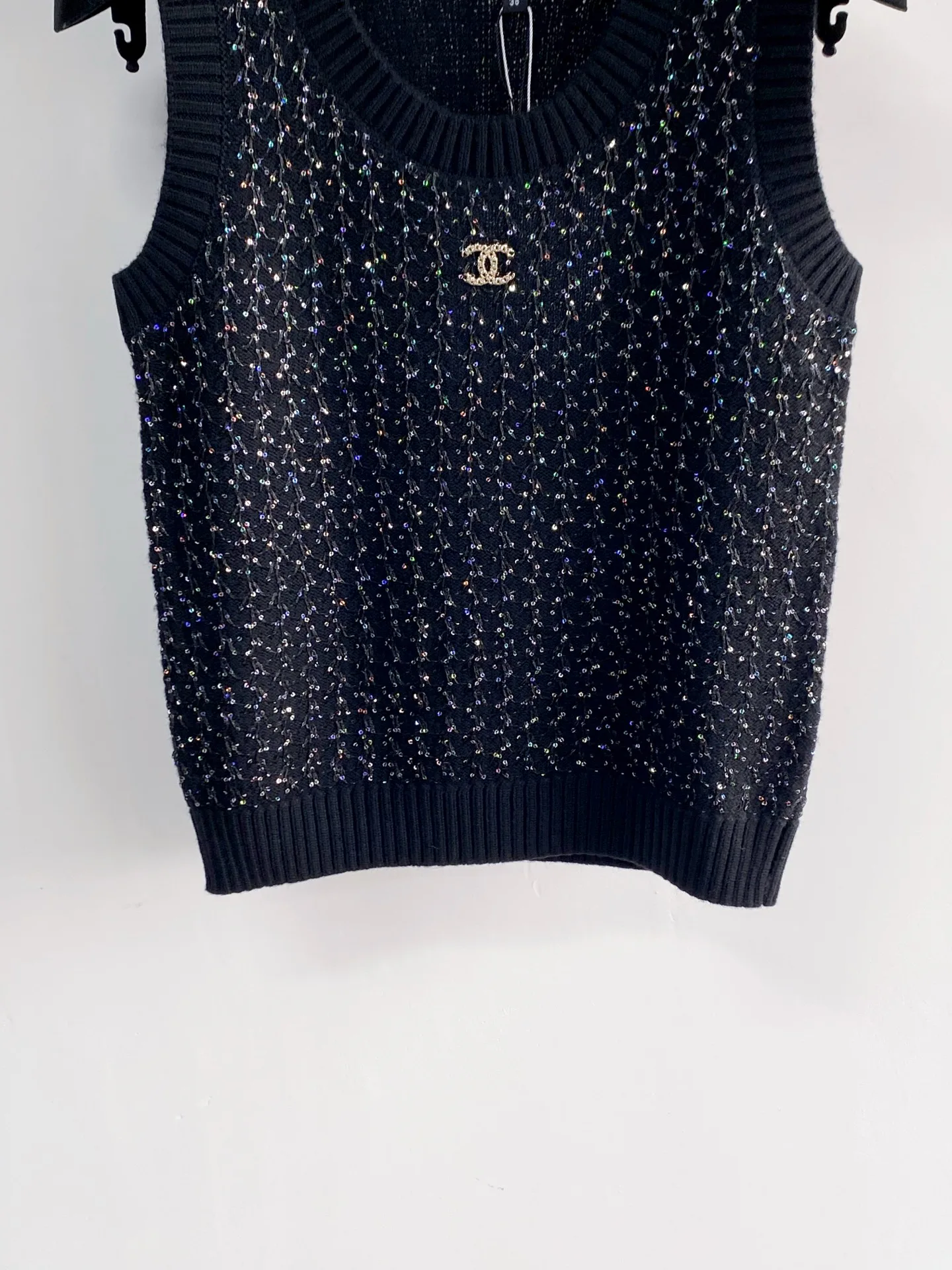 Жилеты Женские Chanel 11490100