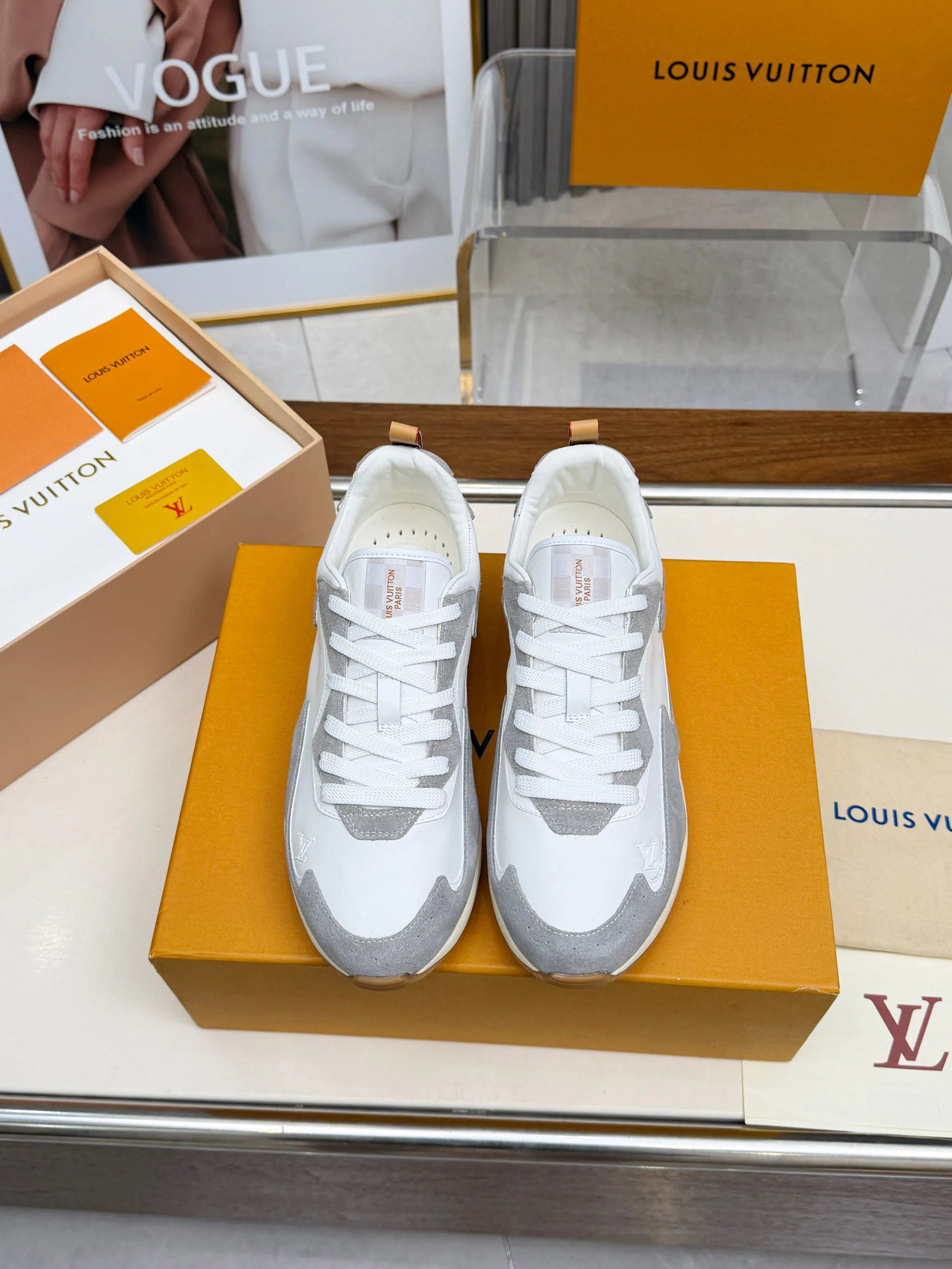 Кроссовки Мужские Louis Vuitton 19181342