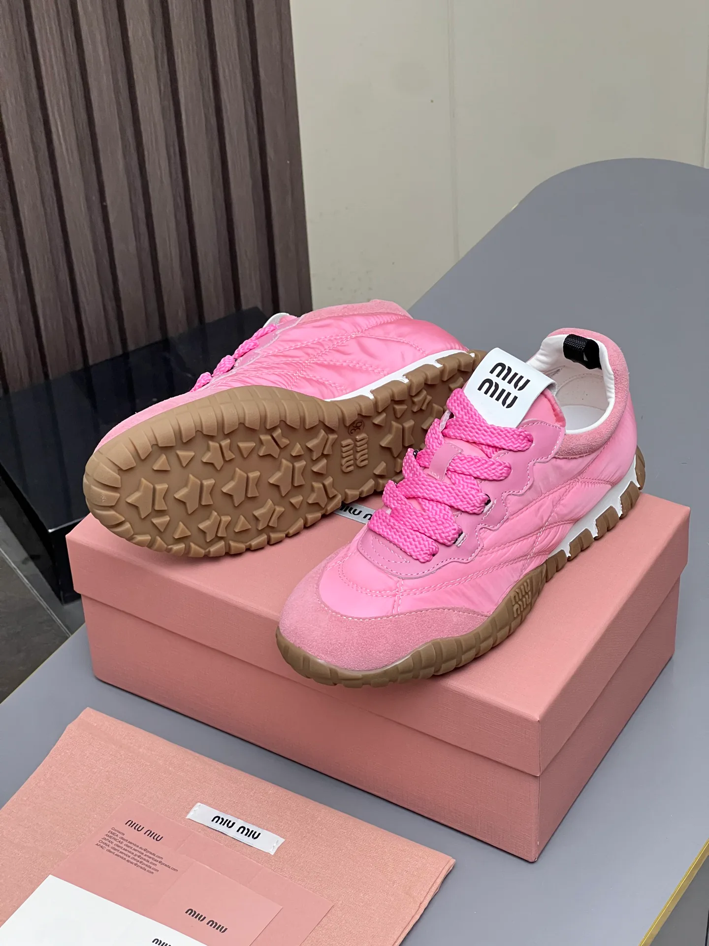 Кроссовки Женские Miu Miu 17968636