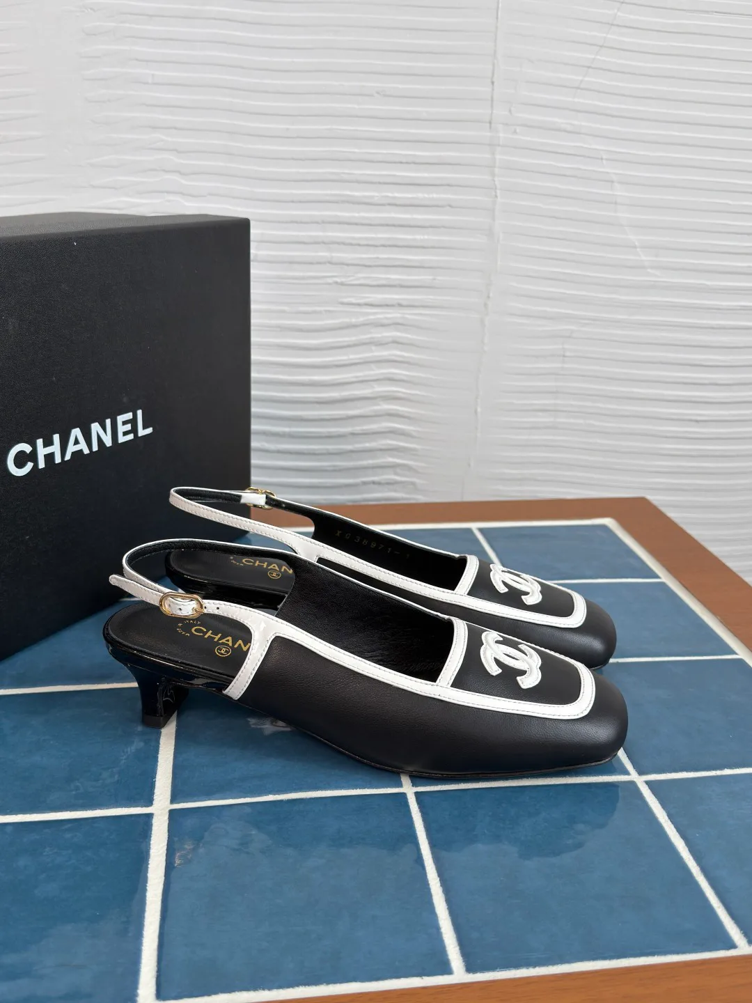 Босоножки Женские Chanel 18125467