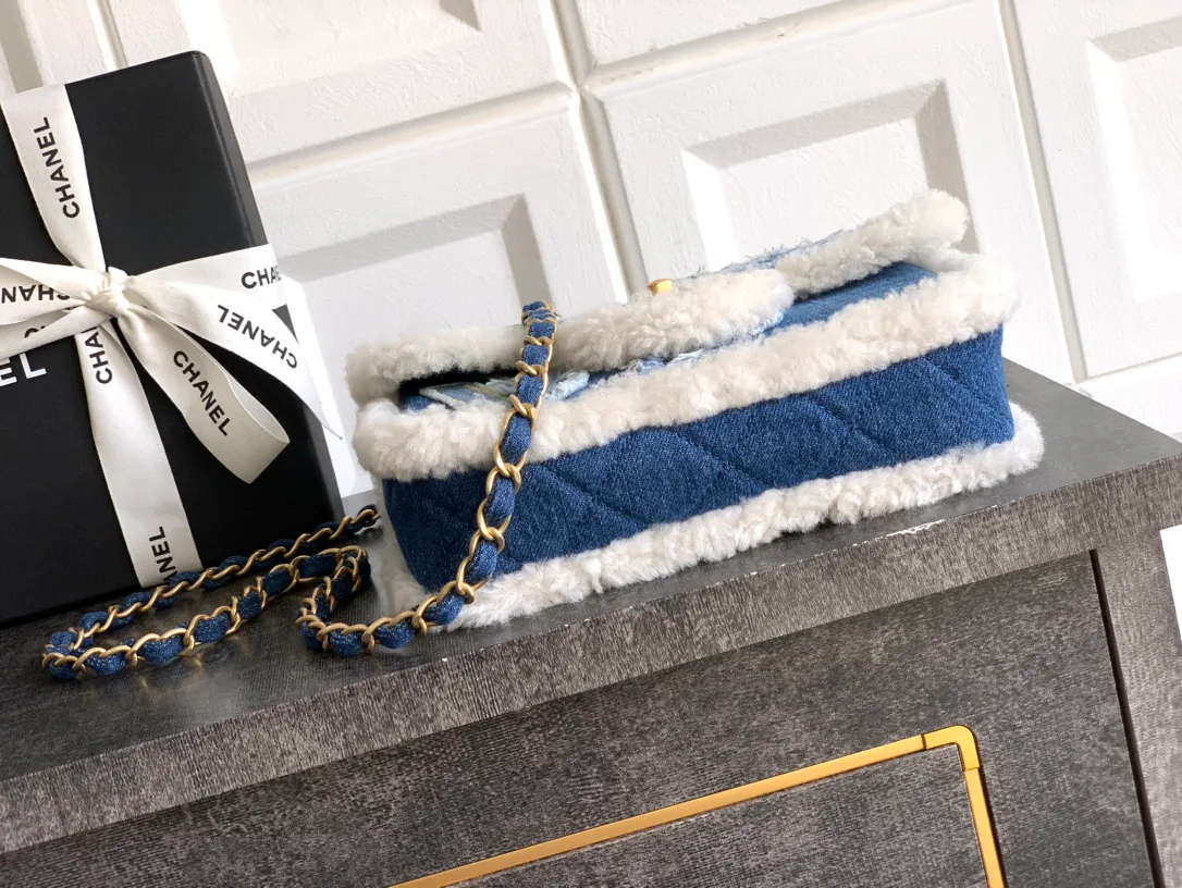 Сумки На Ремне Женские Chanel 3817632