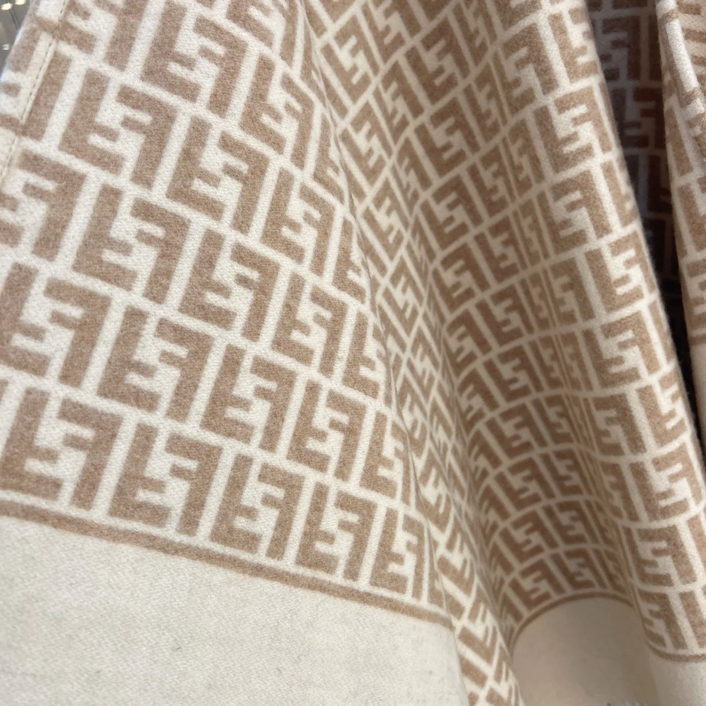 Шарфы Женские Fendi 312070