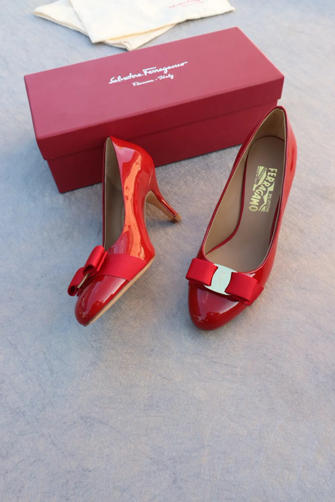 Туфли Женские Salvatore Ferragamo 888971