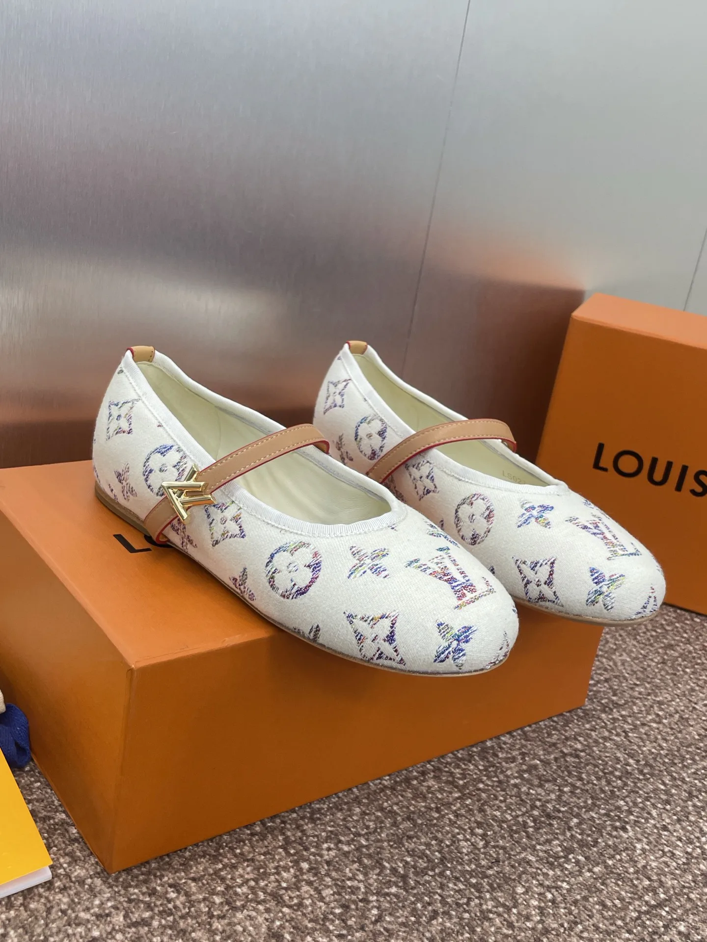 Туфли Женские Louis Vuitton 13346502