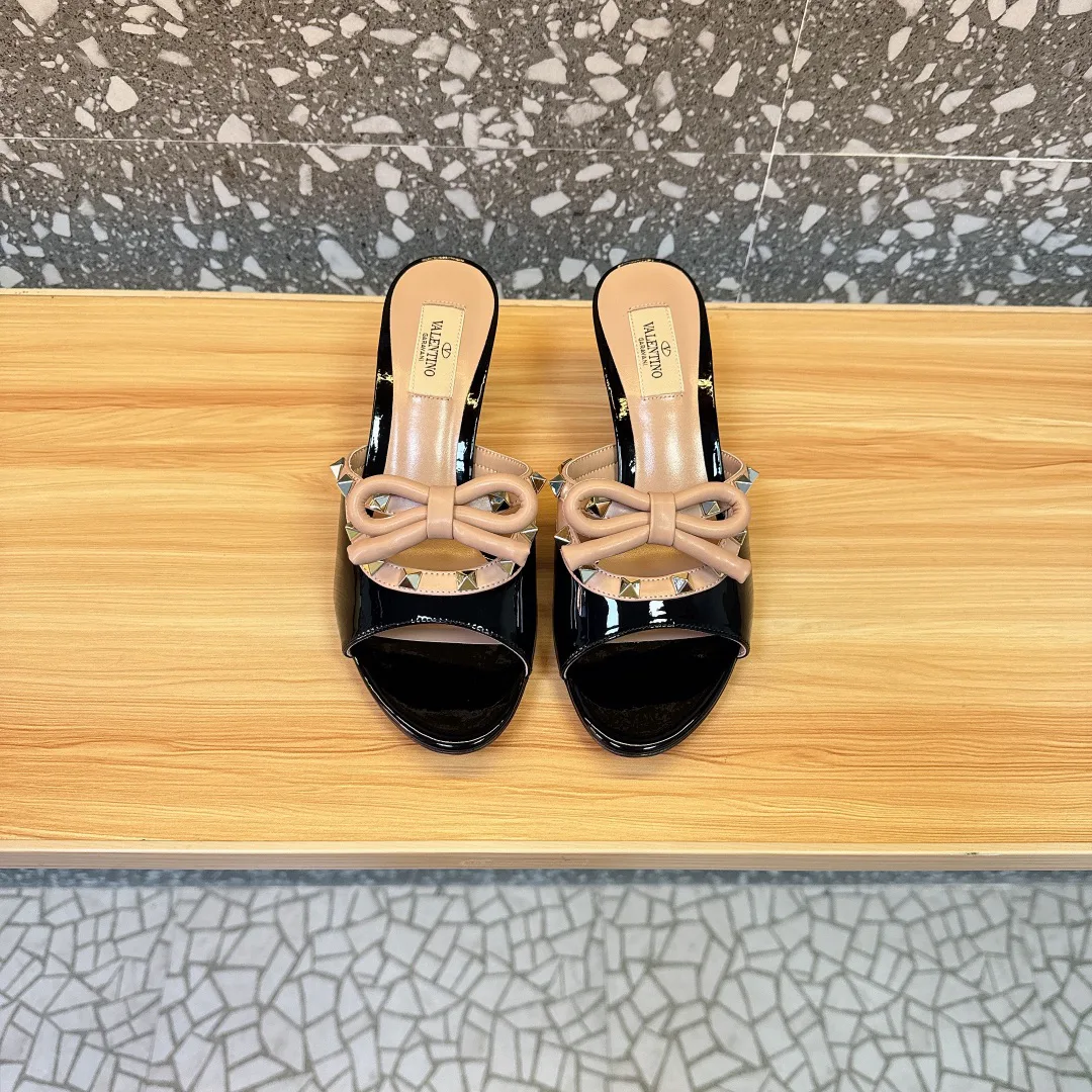 Босоножки Женские Valentino