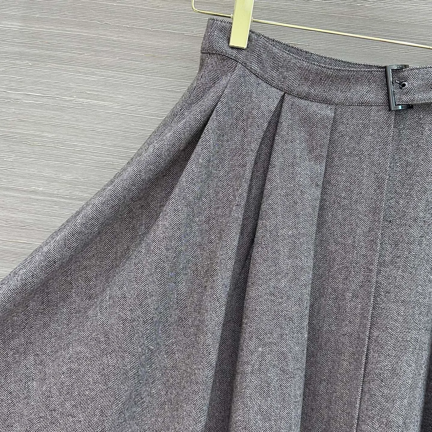 Юбки Женские Brunello Cucinelli 18210338