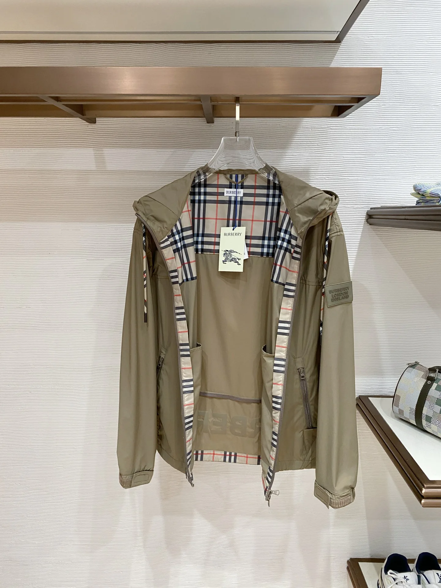 Куртки И Пуховики Мужские Burberry 11504095